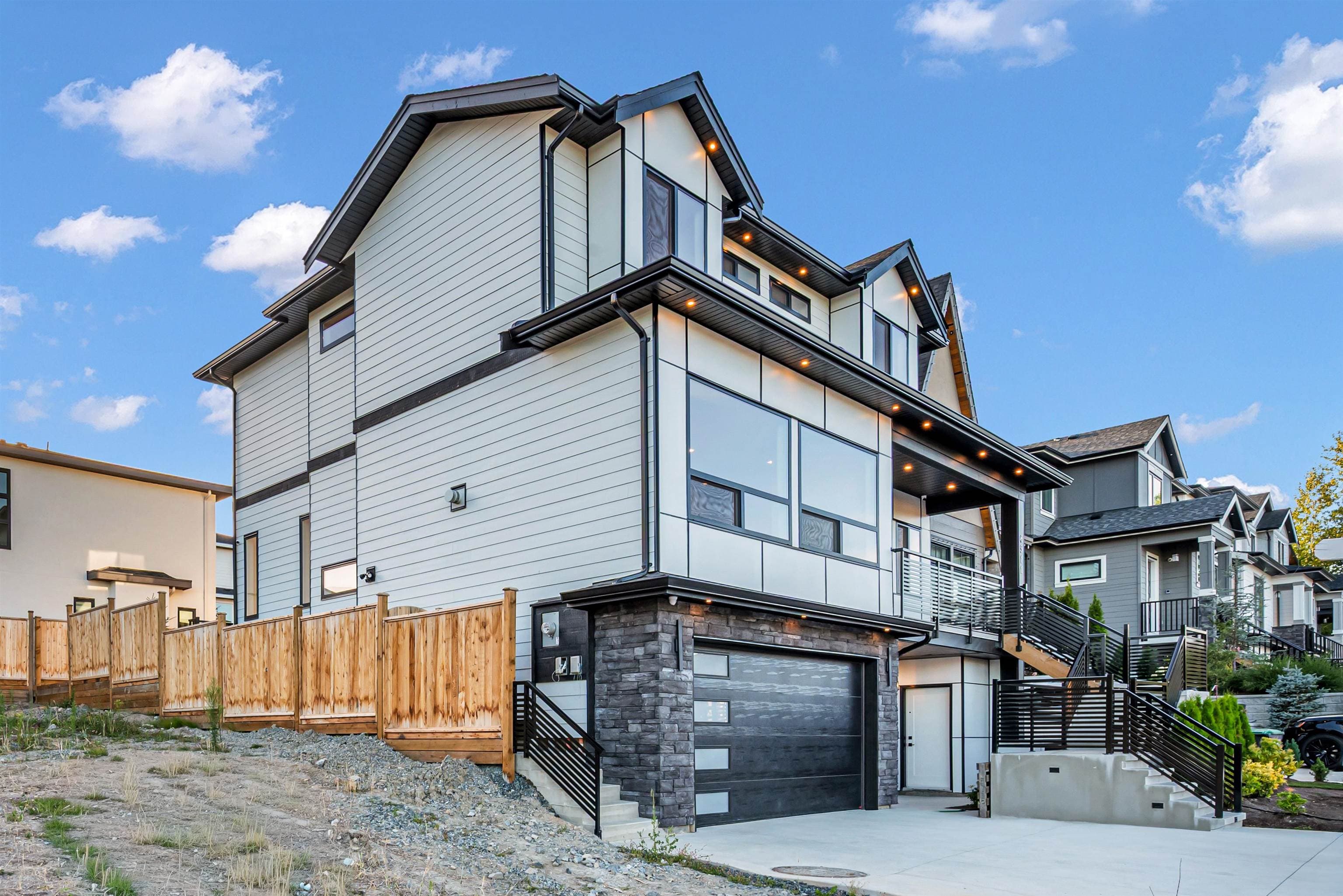 6911 205 Street, Langley, V2Y 1R2 — photo 2