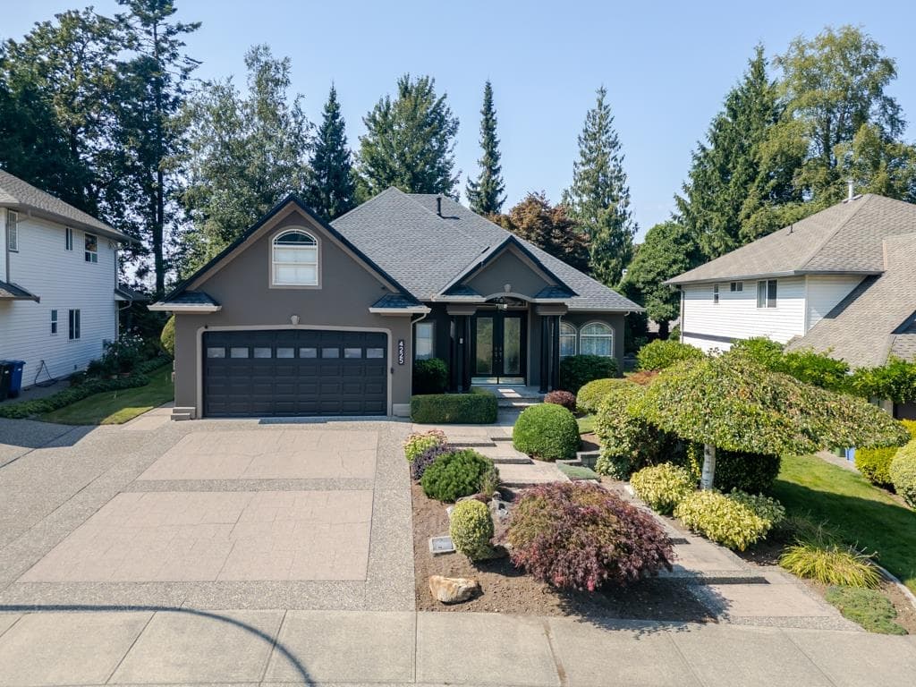 4225 Goodchild Street, Abbotsford, V3G 1L5 — photo 2