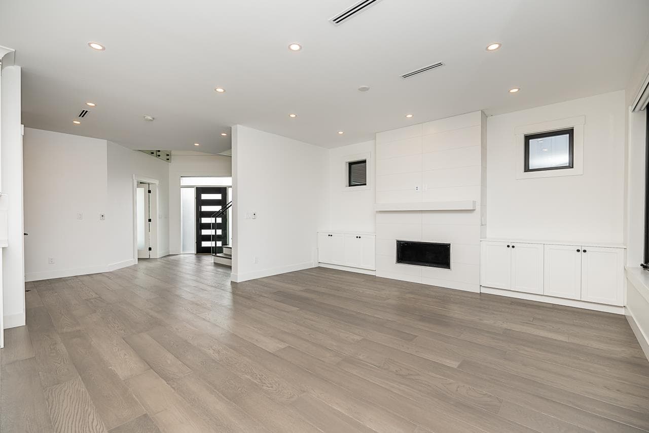 5225 Woodsworth Street, Burnaby, V5G 1S5 — photo 5