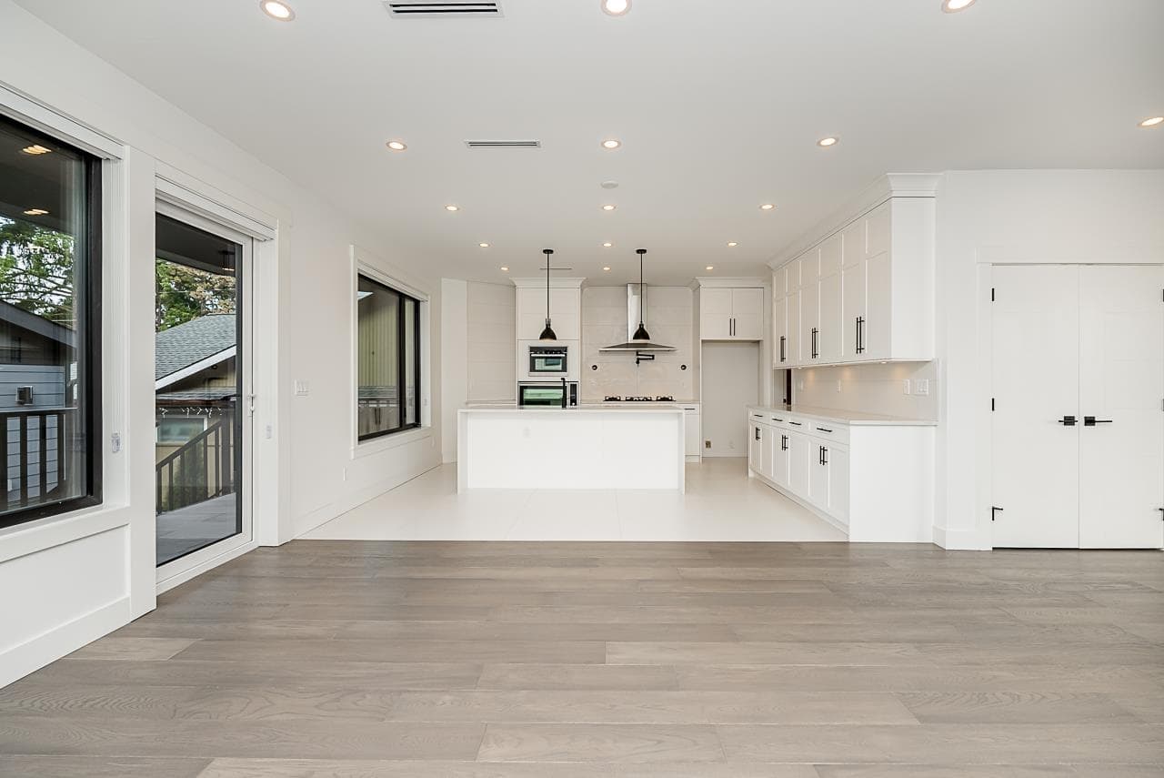 5225 Woodsworth Street, Burnaby, V5G 1S5 — photo 4