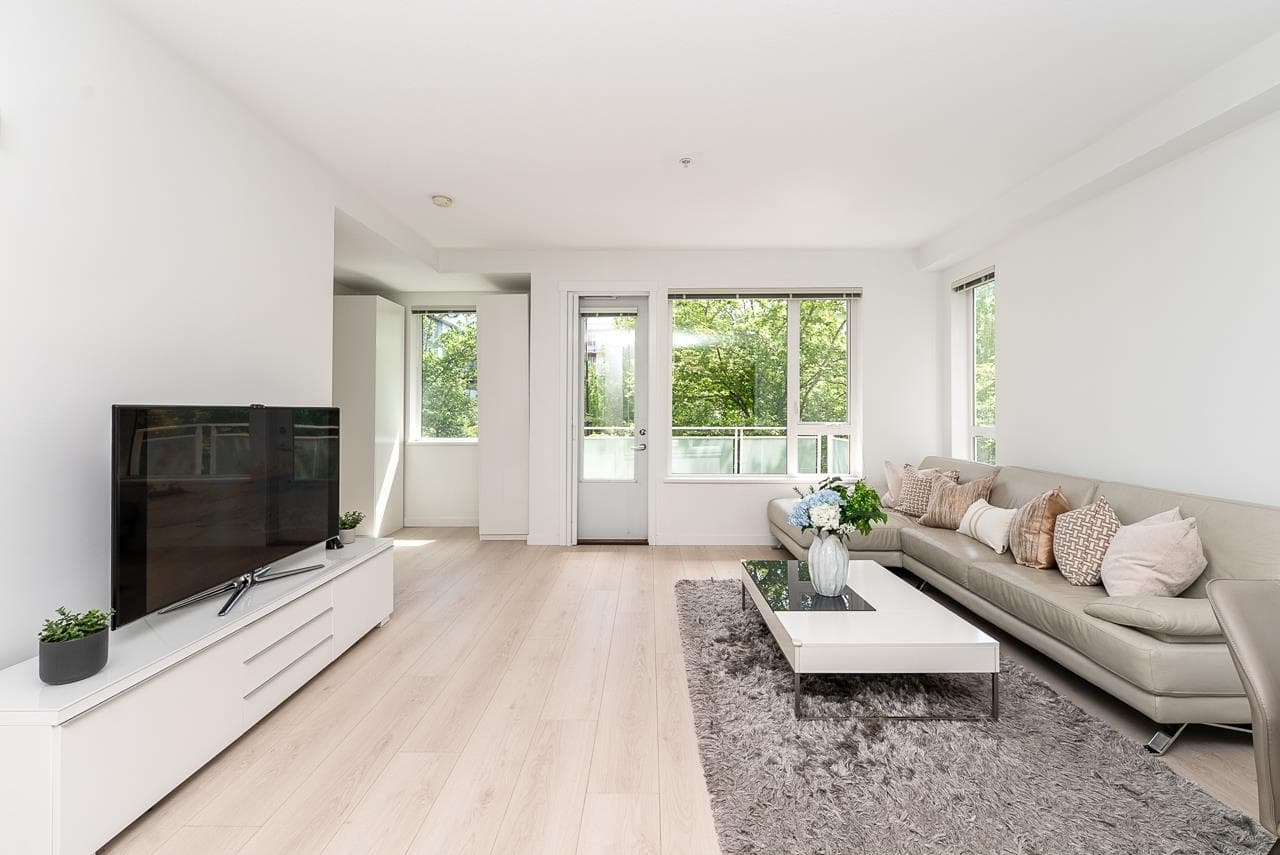 3187 E Kent Avenue North, Vancouver, V5S 4Y1 — photo 2