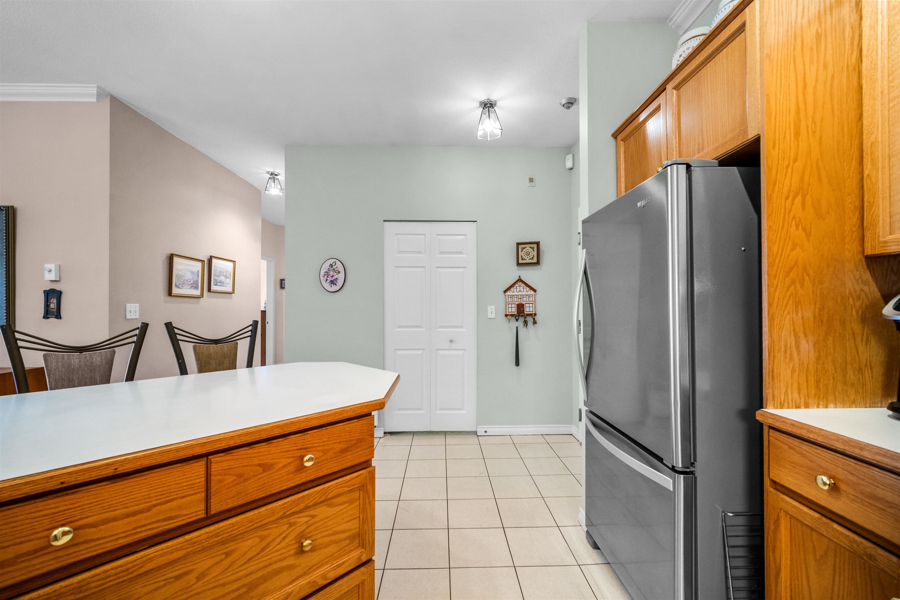504 - 25 Richmond Street, New Westminster, V3L 5P9 — photo 4
