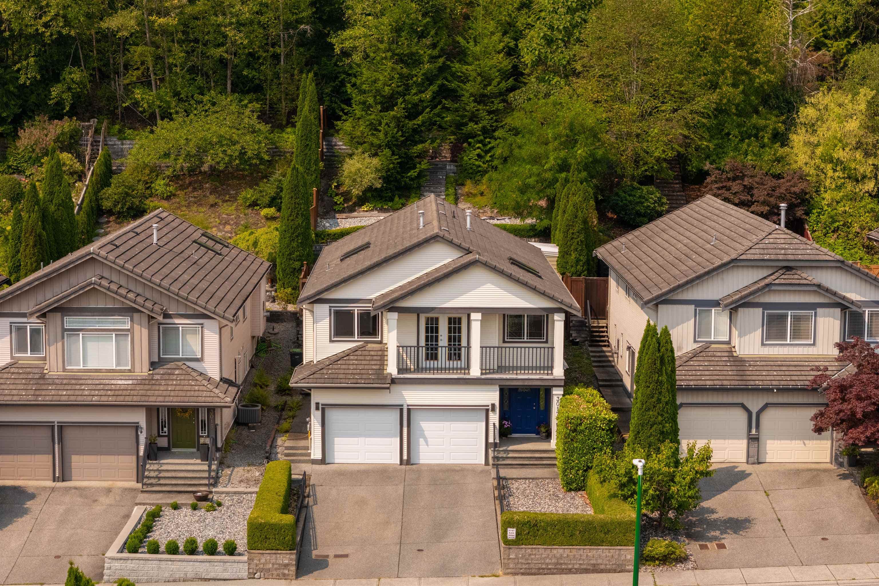 3017 Maplewood Court, Coquitlam, V3E 3P3 — photo 2