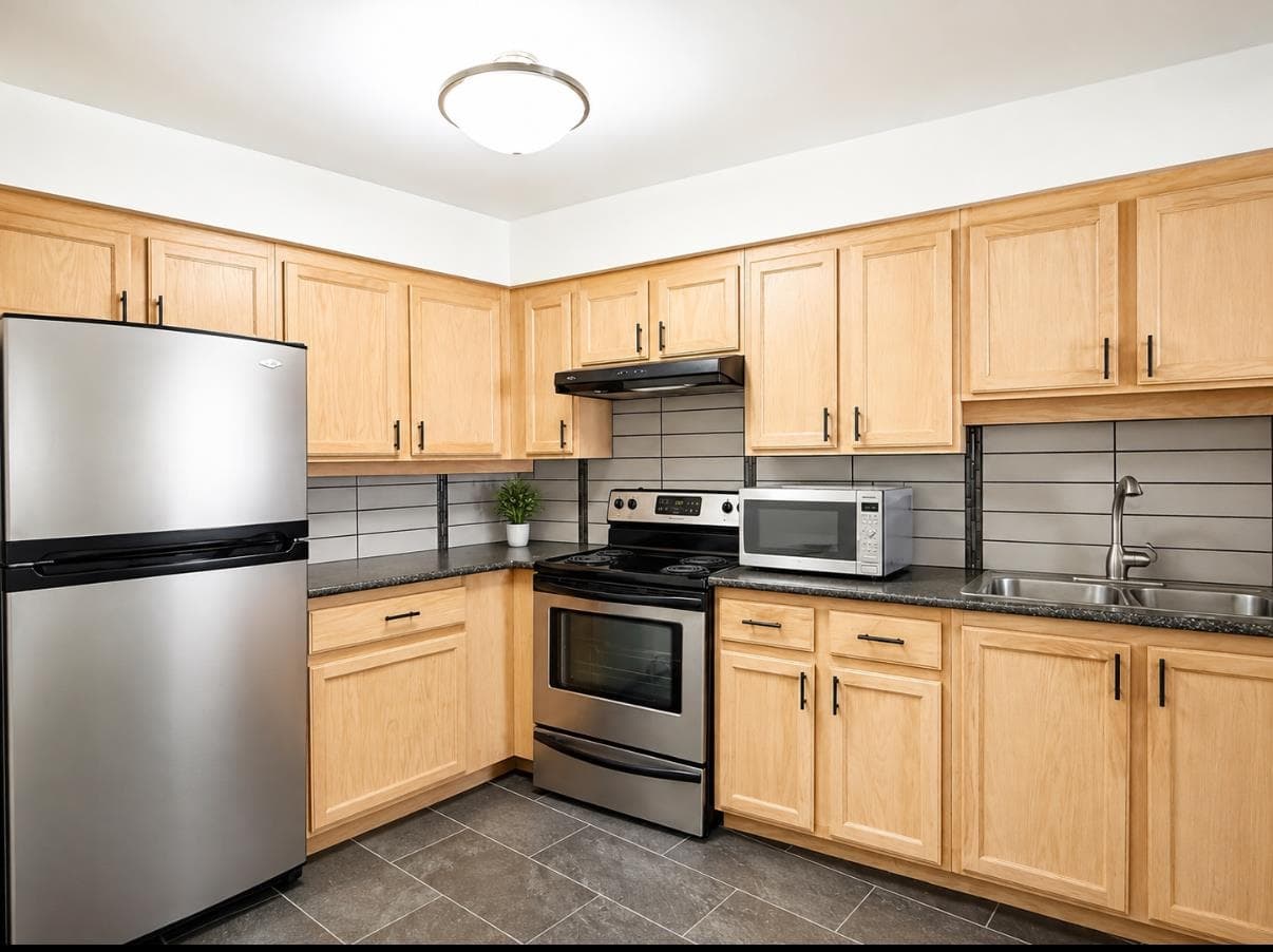 303 - 2973 Burlington Drive, Coquitlam, V3B 6X1 — photo 3