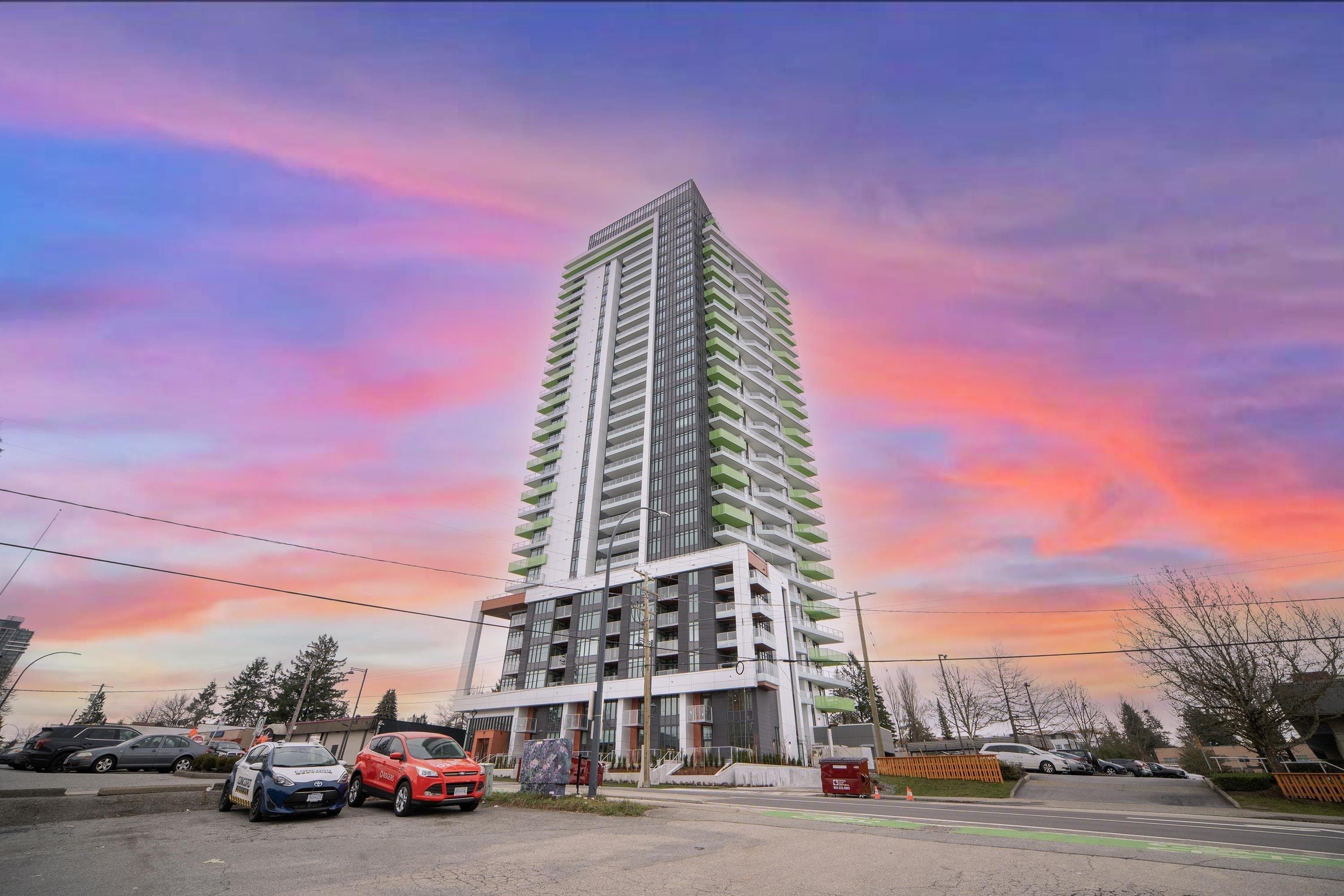 1204 - 10428 Whalley Boulevard, Surrey, V3T 0W2 — photo 1