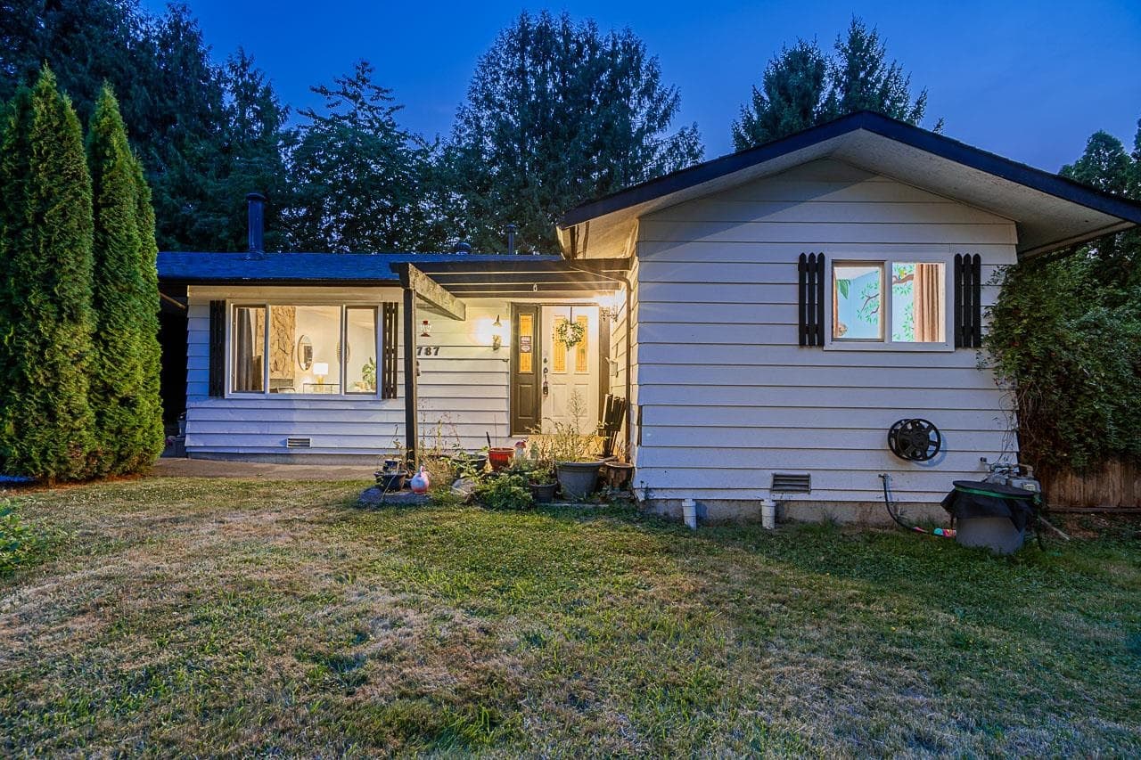 2787 270b Street, Langley, V4W 3A3 — photo 1