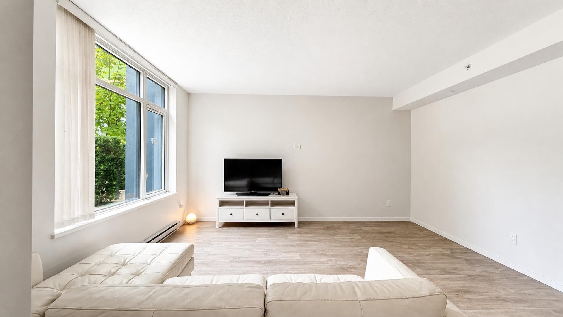 1 - 6638 Dunblane Avenue, Burnaby, V5H 0G8 — photo 5