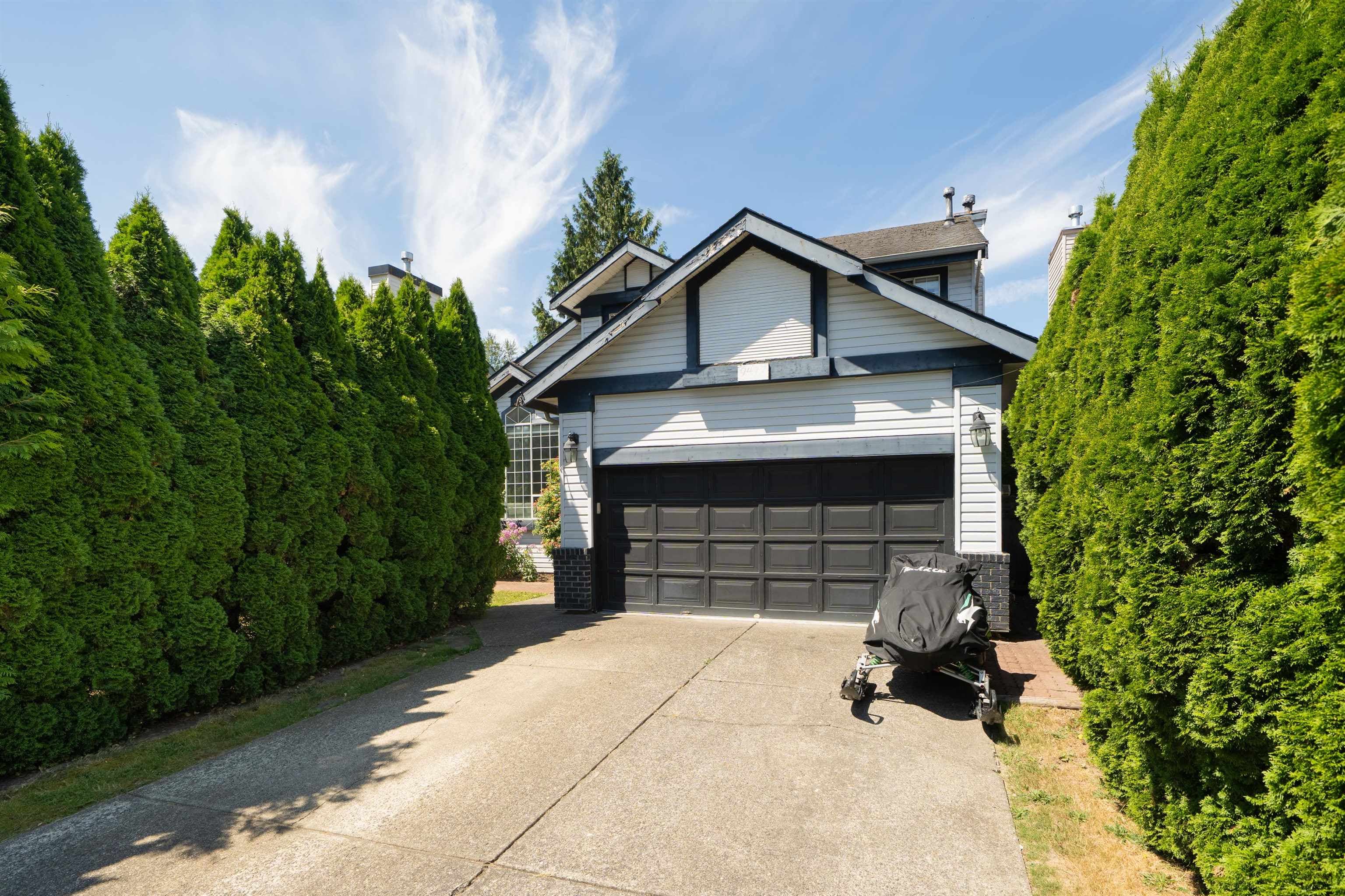 9477 209 Street, Langley, V1M 2H1 — photo 1
