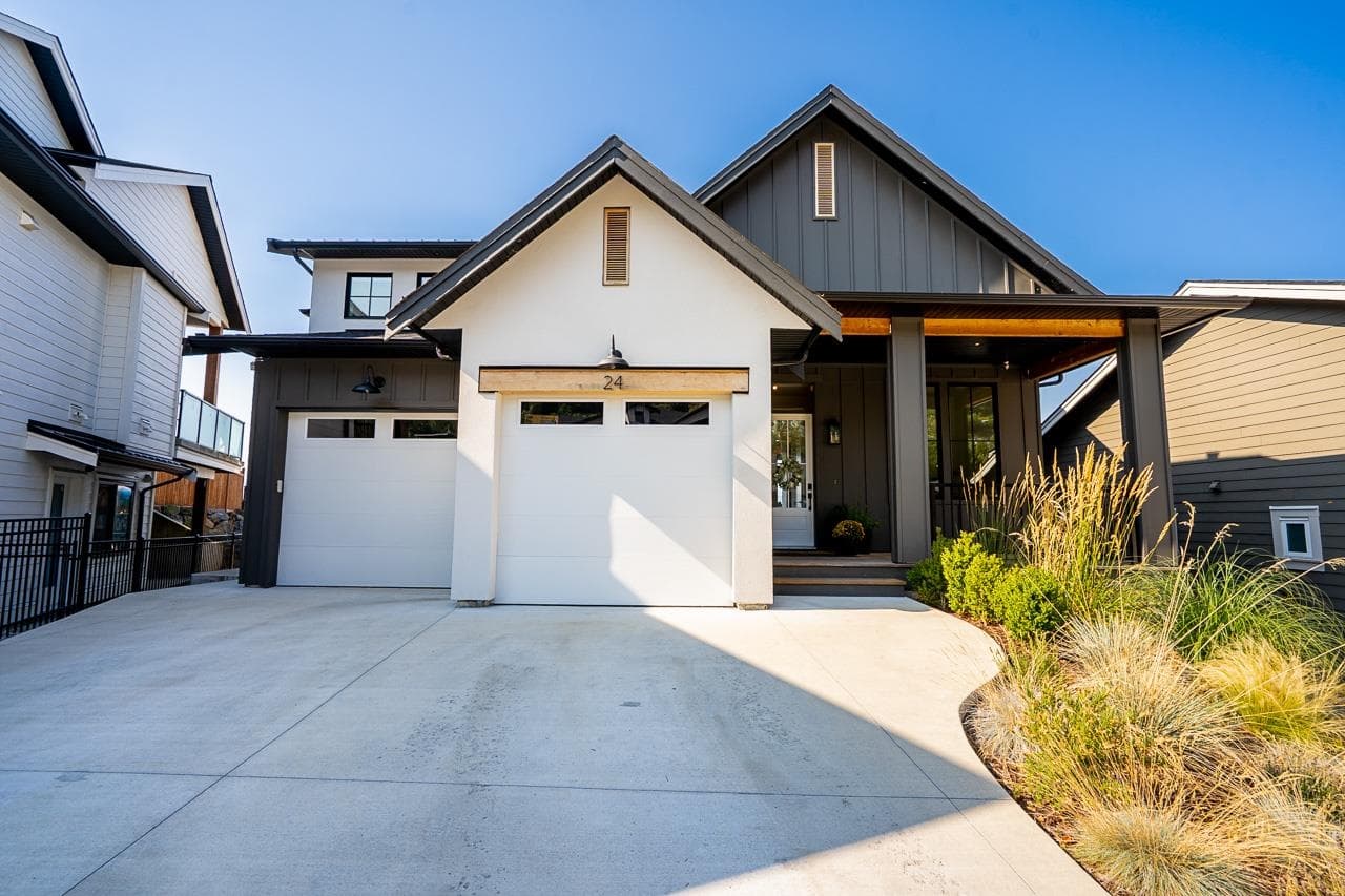 24 - 8295 Nixon Road, Chilliwack, V4Z 0C8 — photo 1