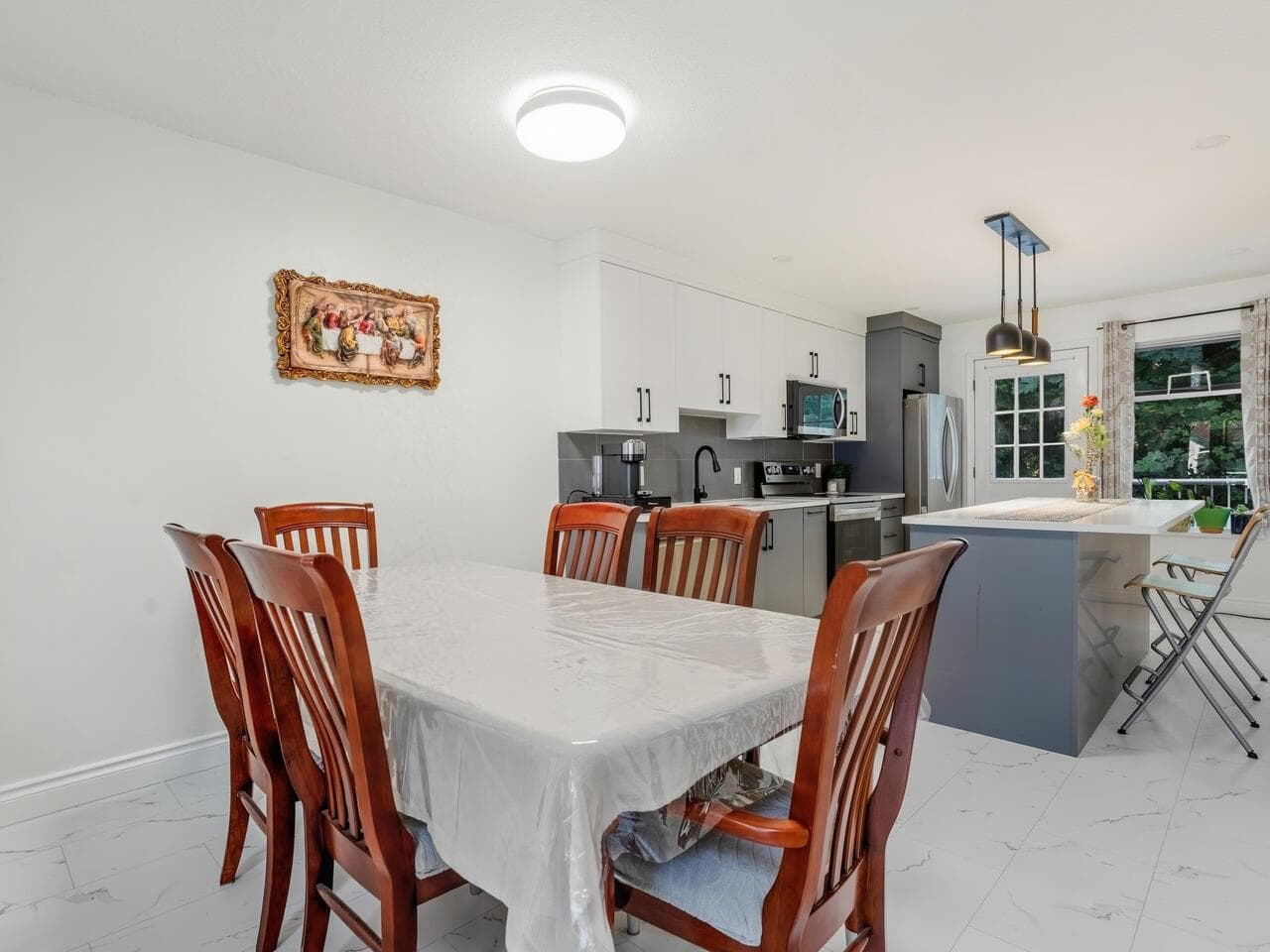 210 - 10308 155a Street, Surrey, V3R 4K5 — photo 5