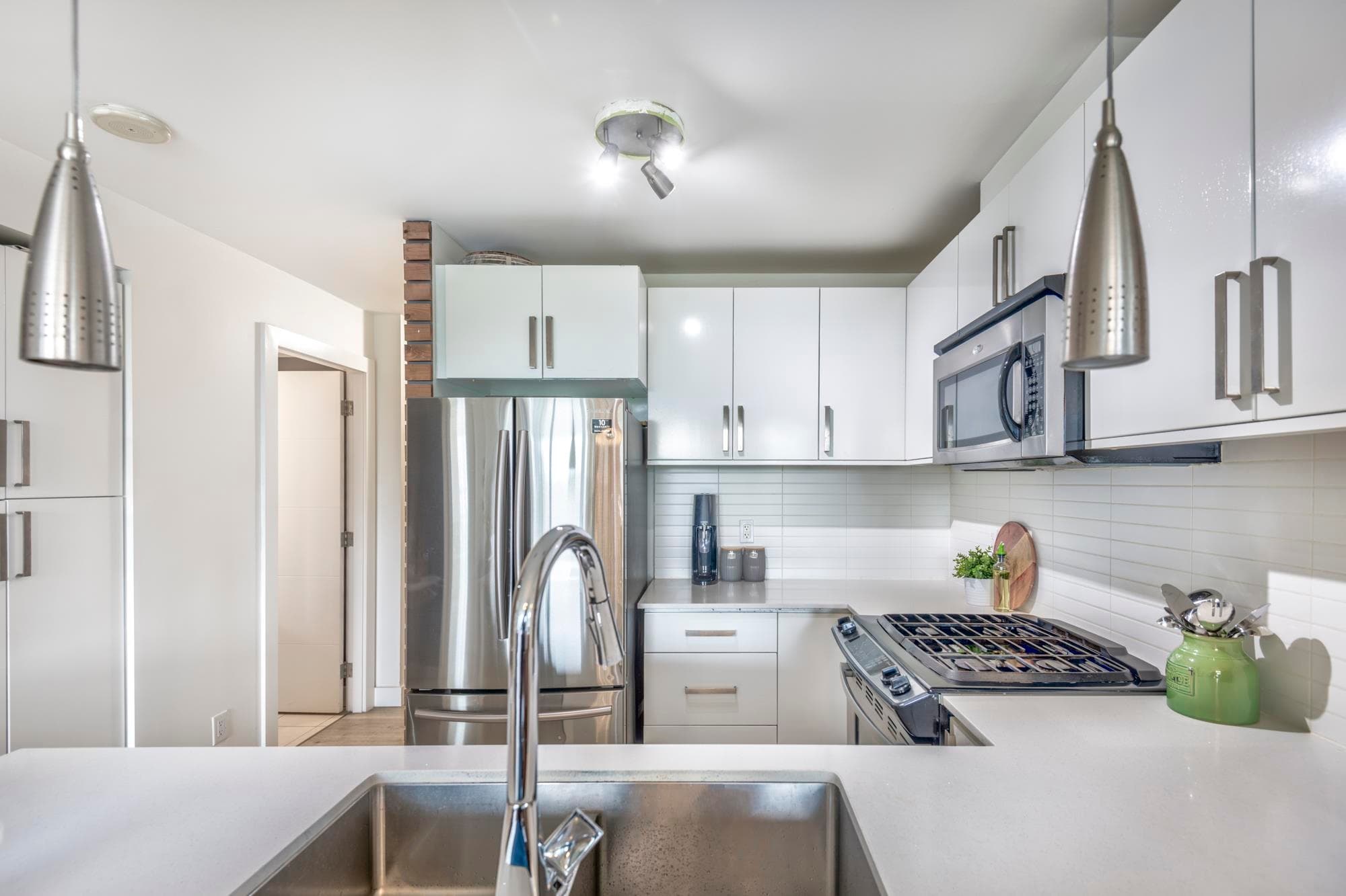 1606 - 9868 Cameron Street, Burnaby, V3J 0A5 — photo 4
