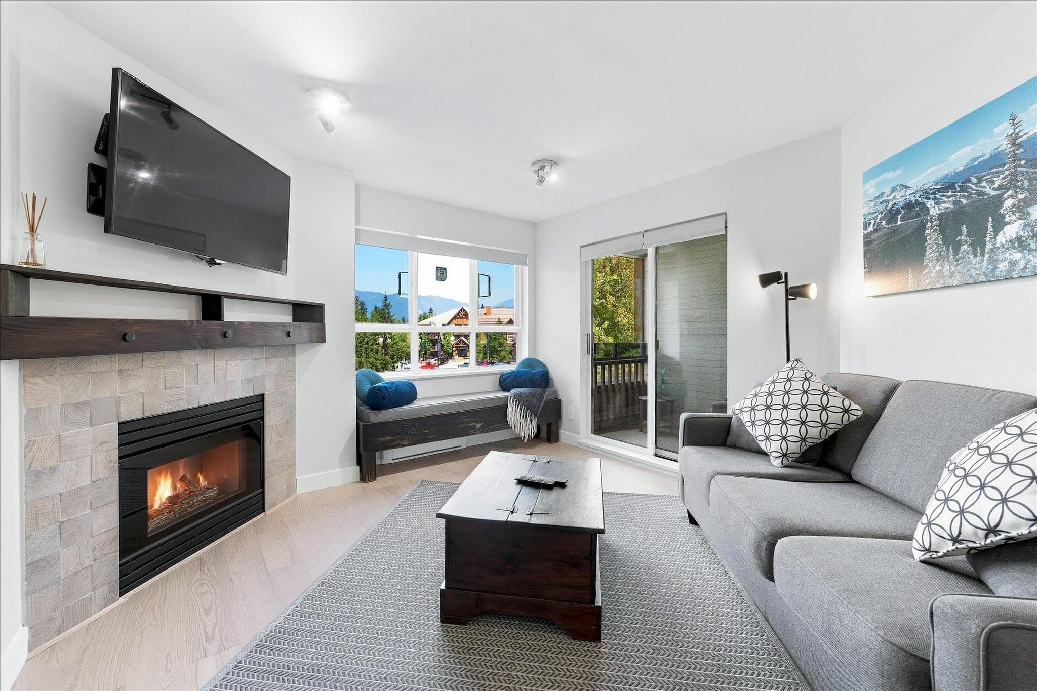252 - 4340 Lorimer Road, Whistler, V8E 1A5 — photo 3