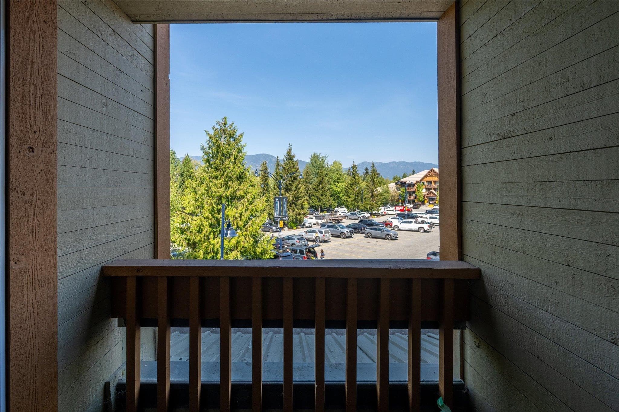 252 - 4340 Lorimer Road, Whistler, V8E 1A5 — photo 5