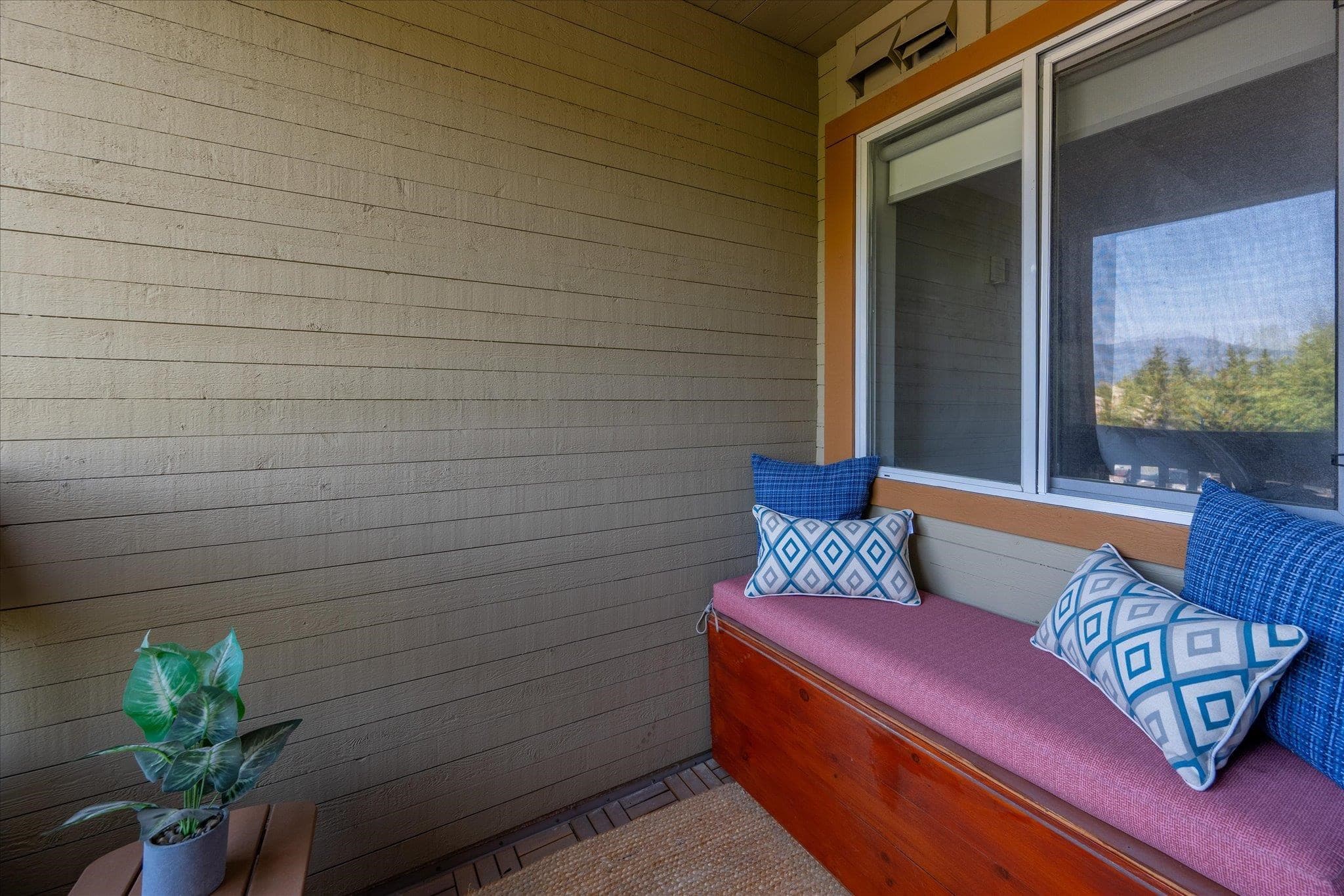252 - 4340 Lorimer Road, Whistler, V8E 1A5 — photo 4