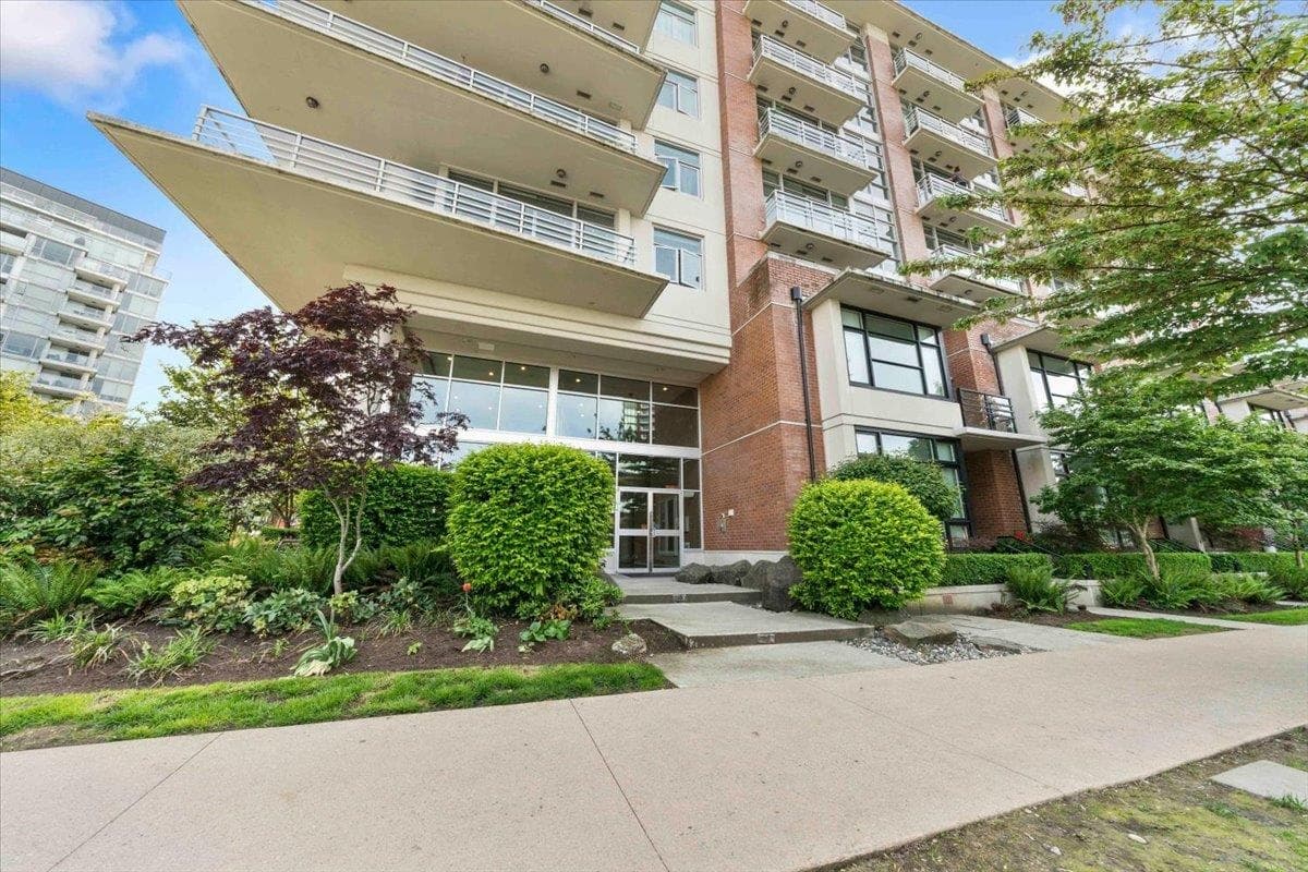 512 - 298 E 11th Avenue, Vancouver, V5T 0A2 — photo 1