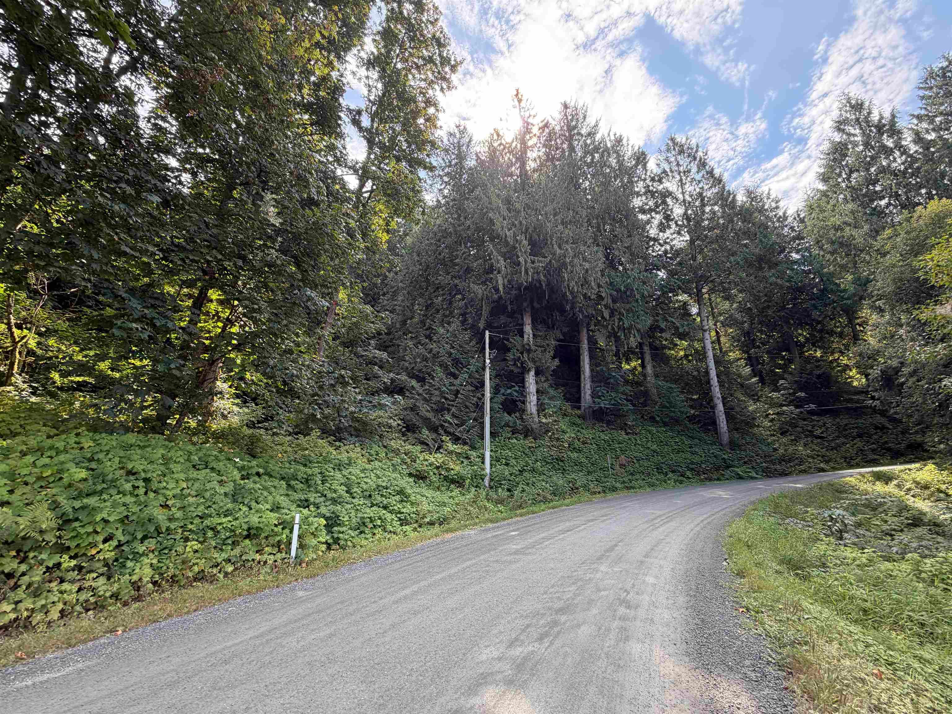 8000 Nixon Road, Chilliwack, V4Z 1L3 — photo 2