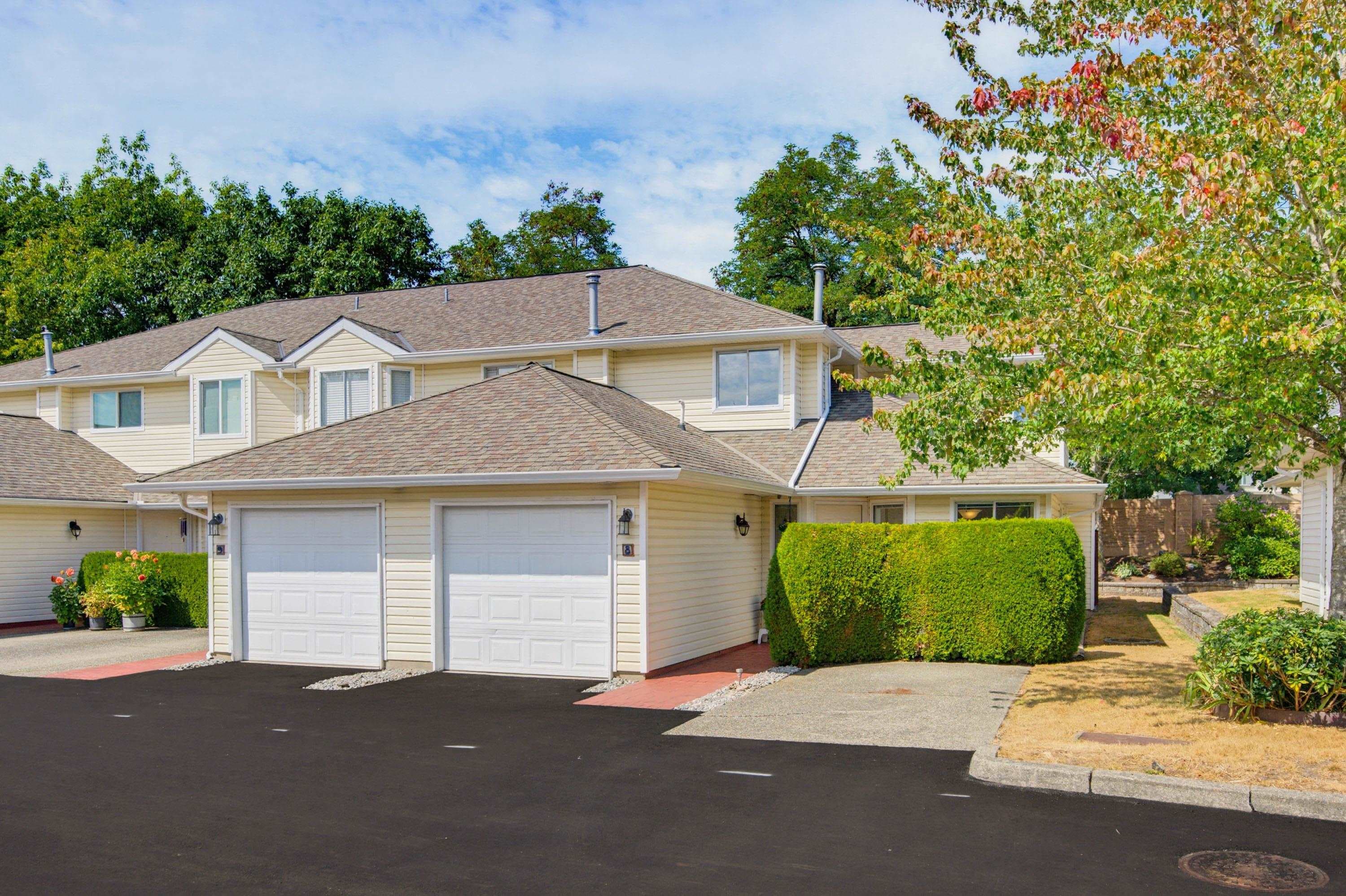 8 - 21928 48 Avenue, Langley, V3A 8H1 — photo 1