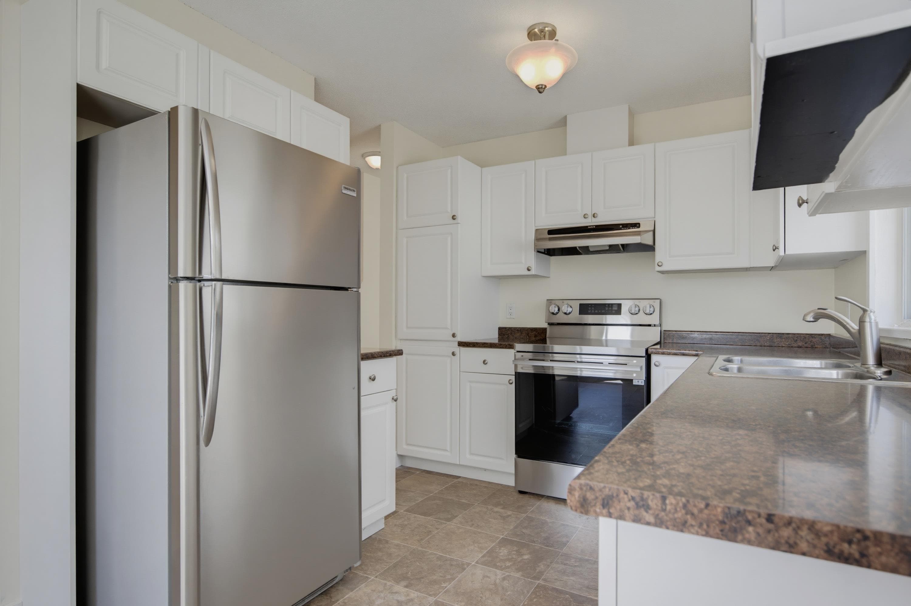 8 - 21928 48 Avenue, Langley, V3A 8H1 — photo 5