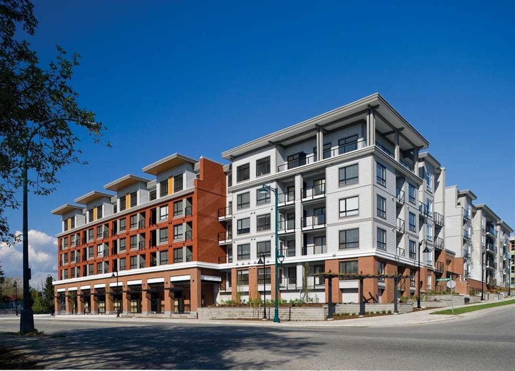 531 - 13733 107a Avenue, Surrey, V3T 0B7 — photo 1