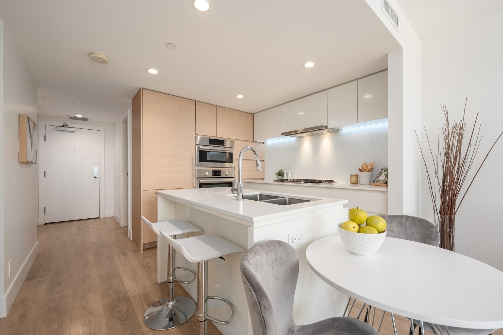 706 - 6900 Pearson Way, Richmond, V7C 0C9 — photo 4