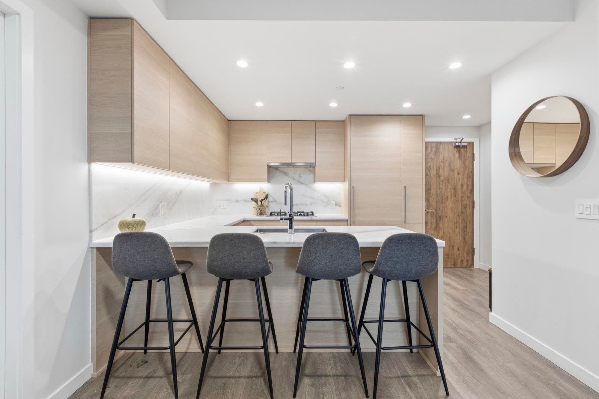 308 - 308 Morrissey Road, Port Moody, V3H 0M2 — photo 2