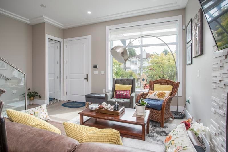 8559 Montcalm Street, Vancouver, V6P 4P6 — photo 4