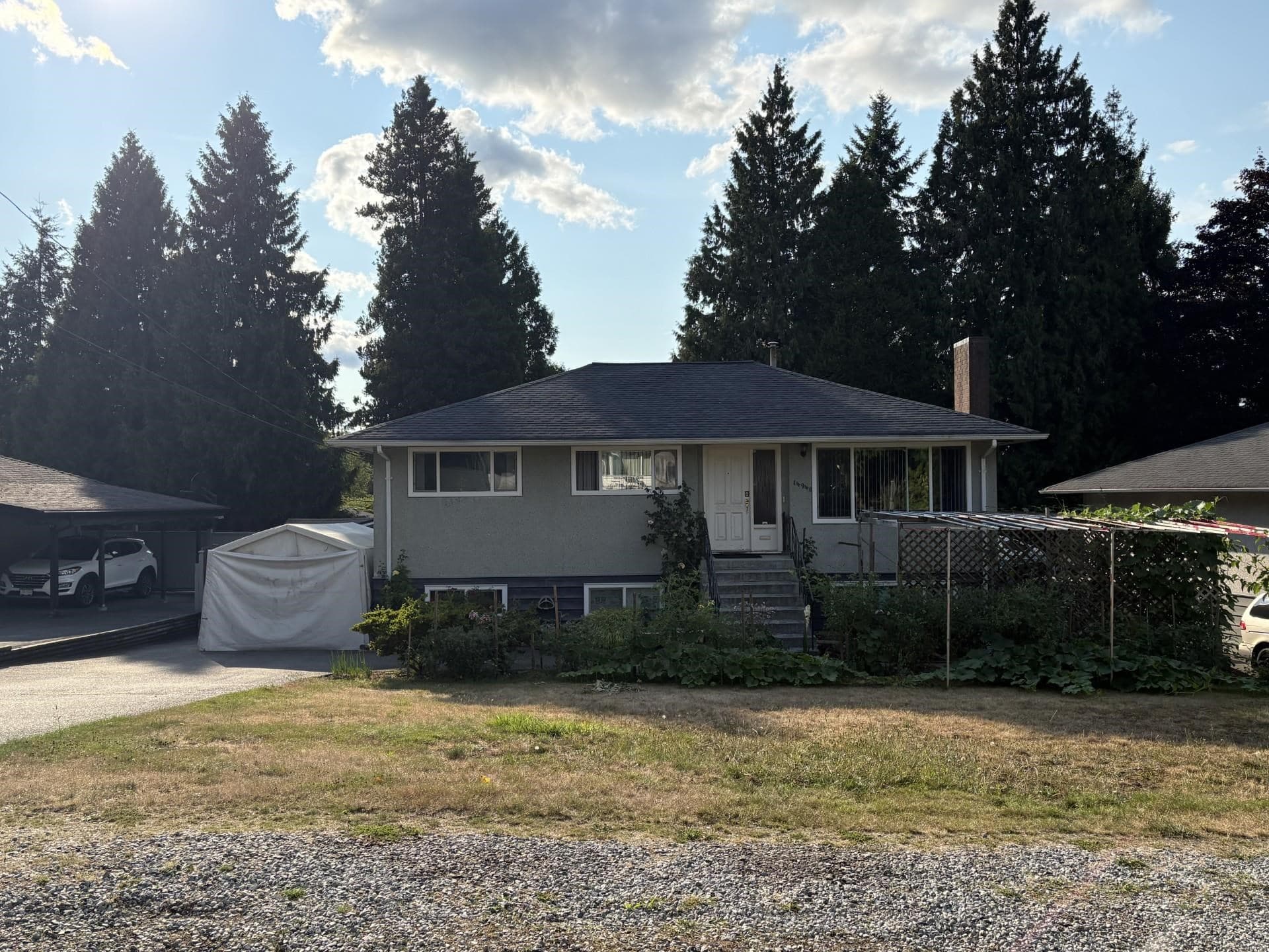 14940 Kew Drive, Surrey, V3R 4Y2 — photo 1