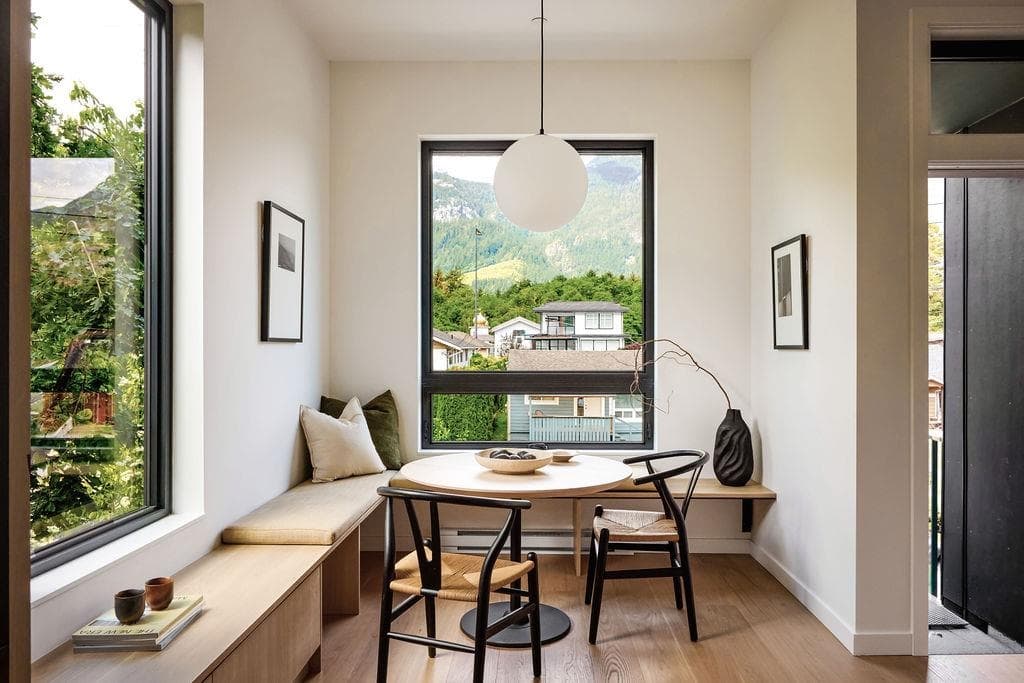 6 - 37940 Fourth Avenue, Squamish, V8B 0P7 — photo 2