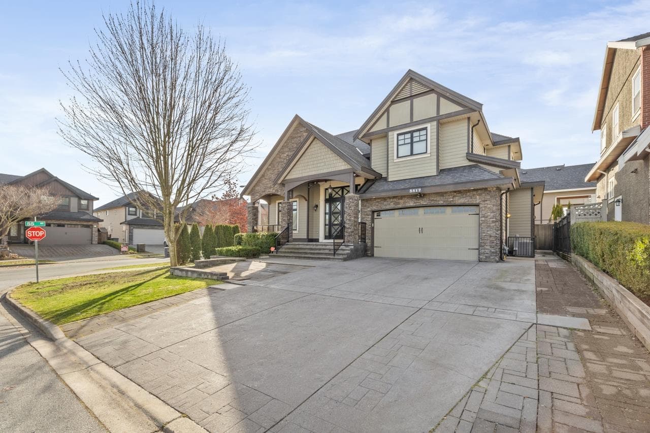 5517 188a Street, Surrey, V3S 6S4 — photo 2