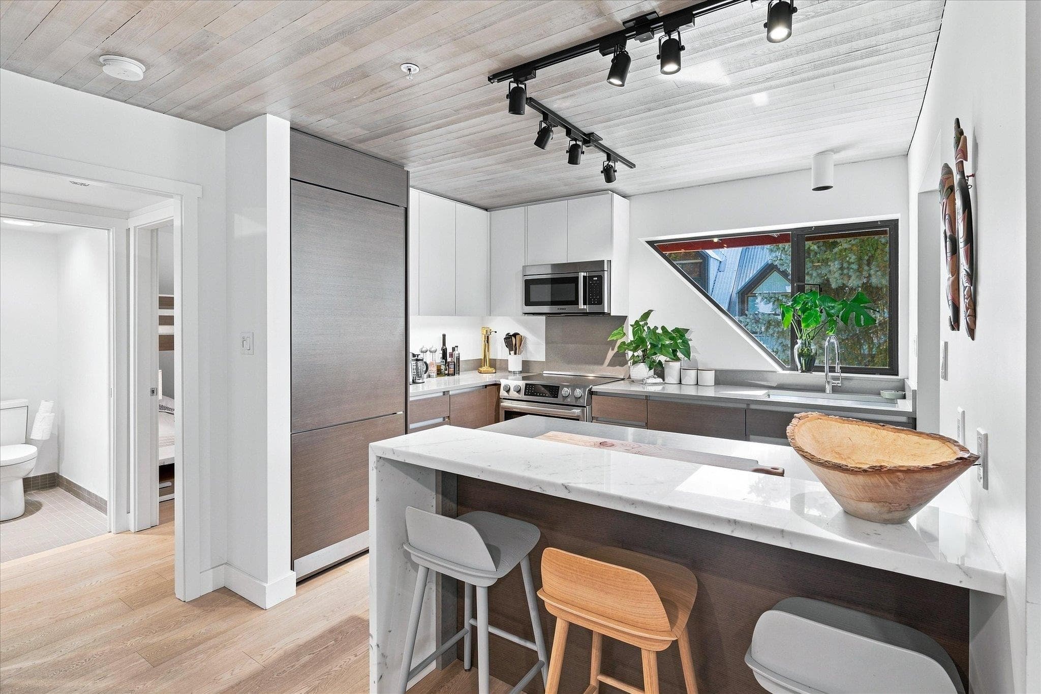 4 - 4637 Blackcomb Way, Whistler, V8E 0Y6 — photo 3