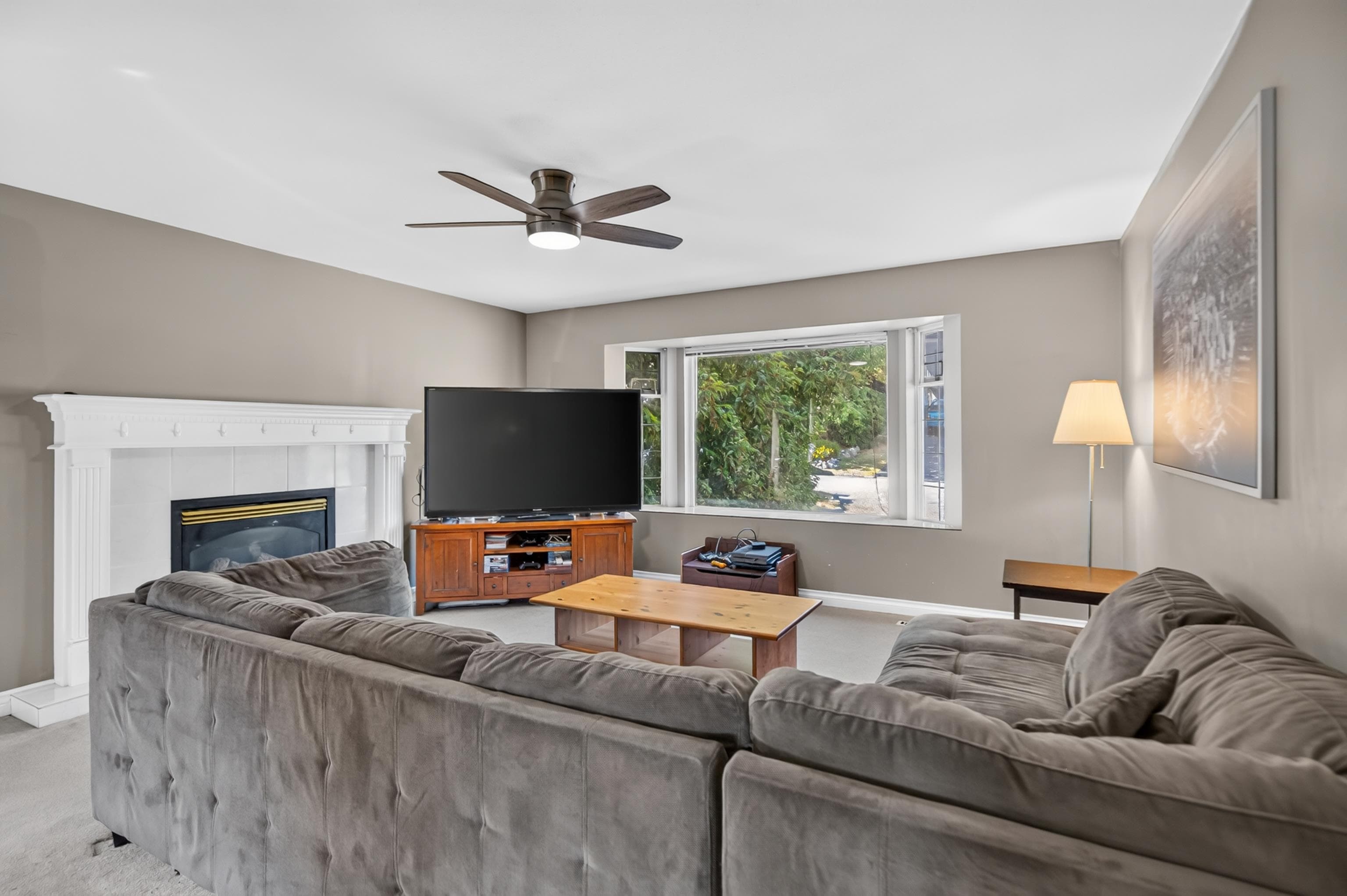 828 Huber Drive, Port Coquitlam, V3B 2S9 — photo 2