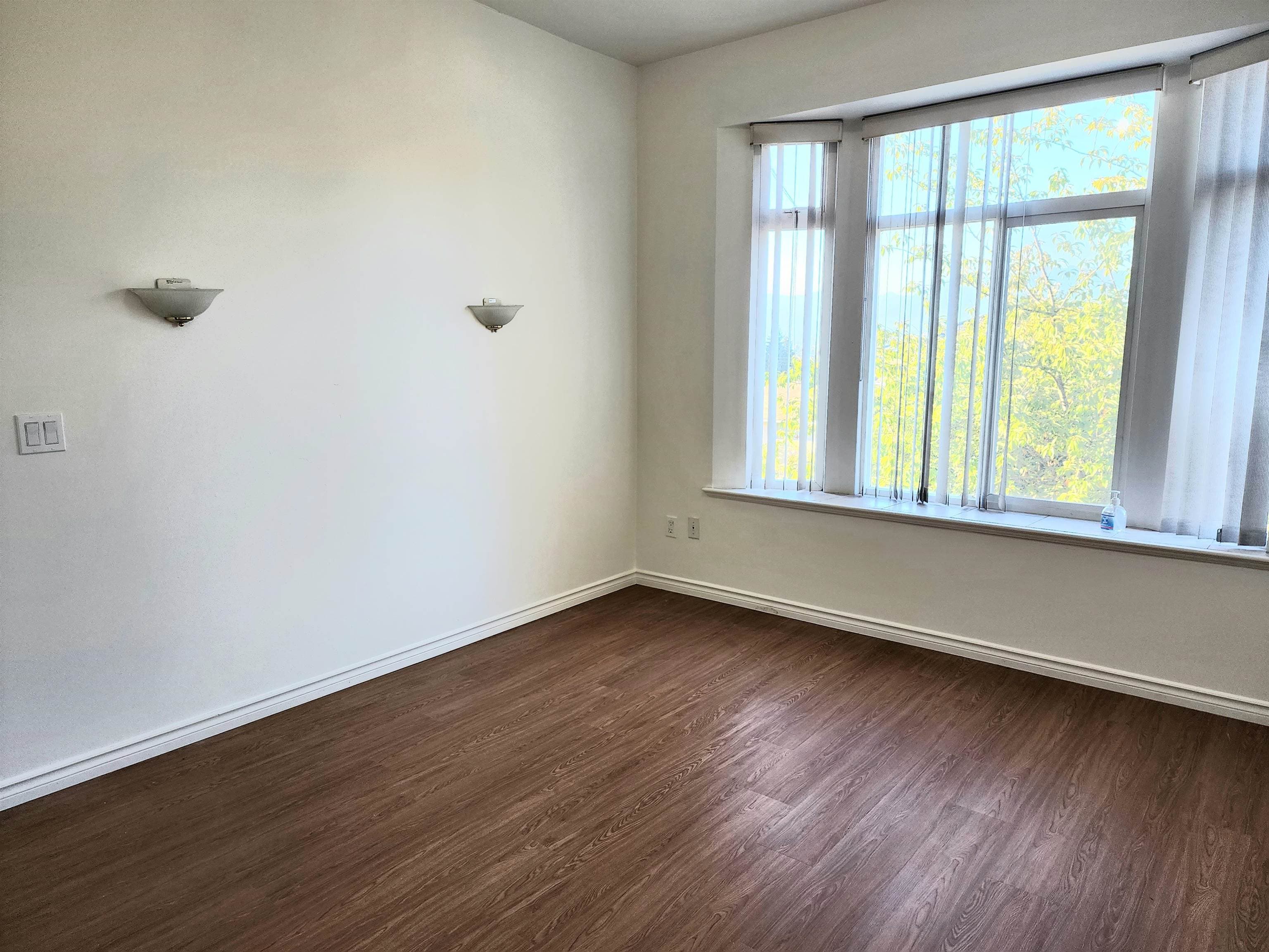 35xx Normandy Drive, North Vancouver, V5M 2E7 — photo 4