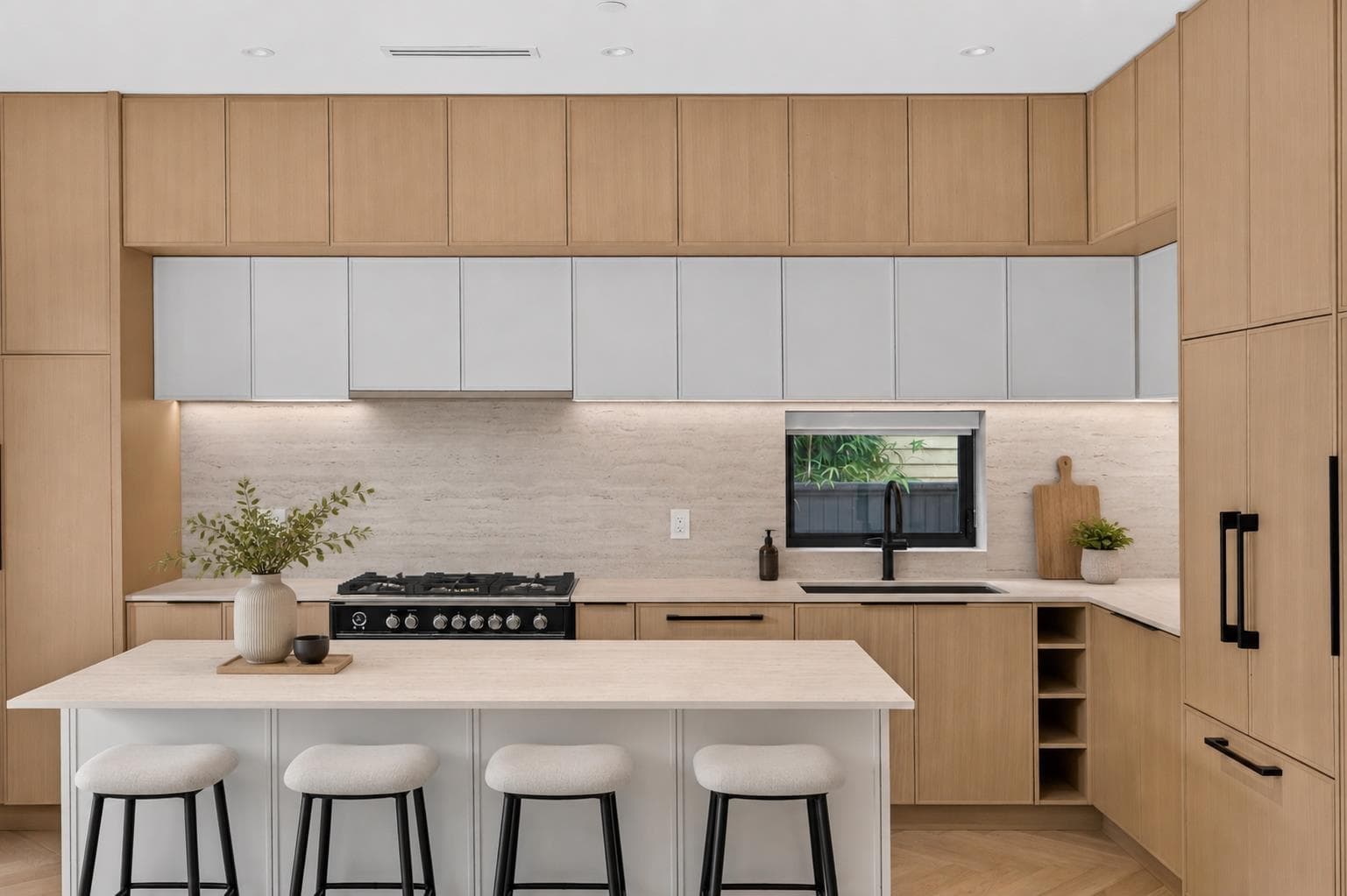 2 - 58 E 40th Avenue, Vancouver, V5W 1L4 — photo 4