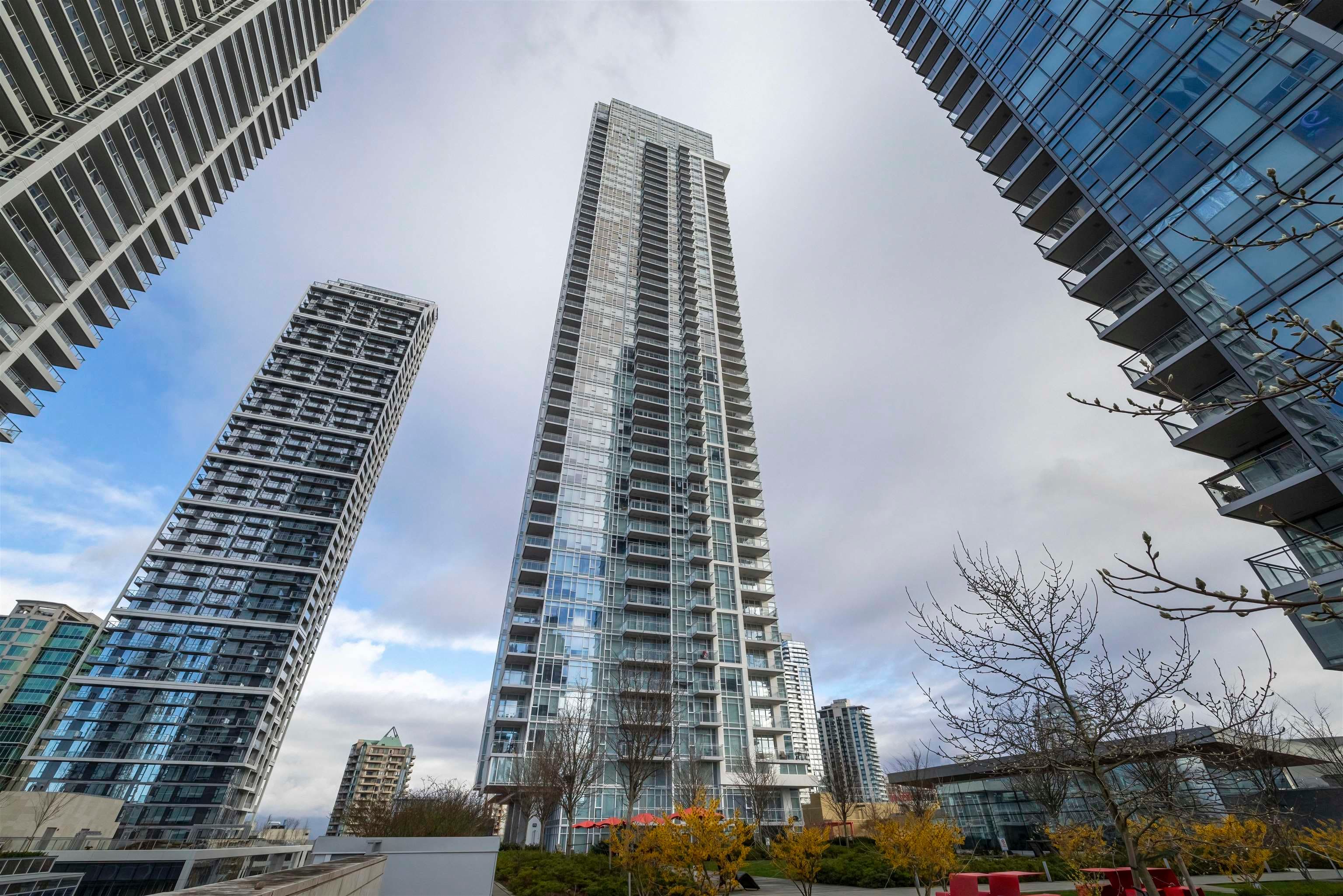 4507 - 4670 Assembly Way, Burnaby, V5H 0H3 — photo 1