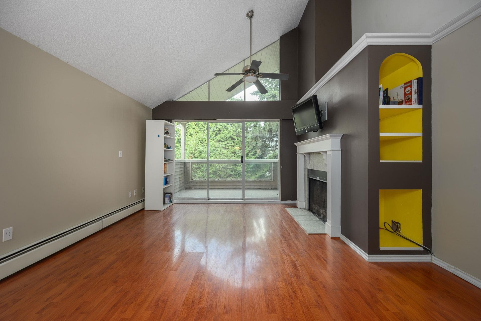 309 - 932 Robinson Street, Coquitlam, V3J 7R8 — photo 4