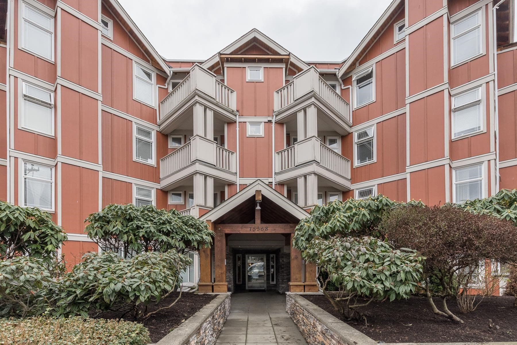 307 - 15368 16a Avenue, Surrey, V4A 1S9 — photo 1
