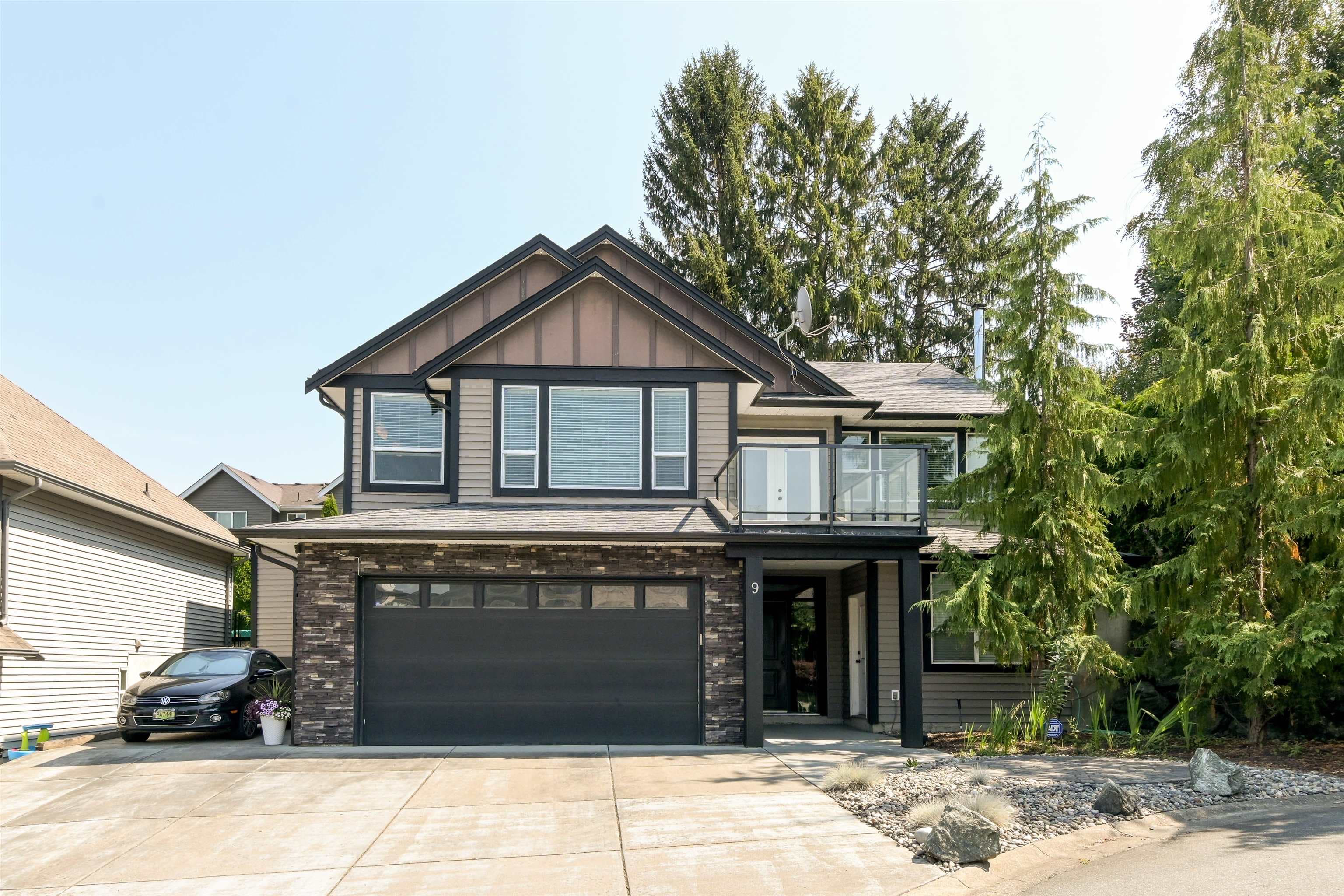 9 - 46792 Hudson Road, Chilliwack, V2R 0P5 — photo 1