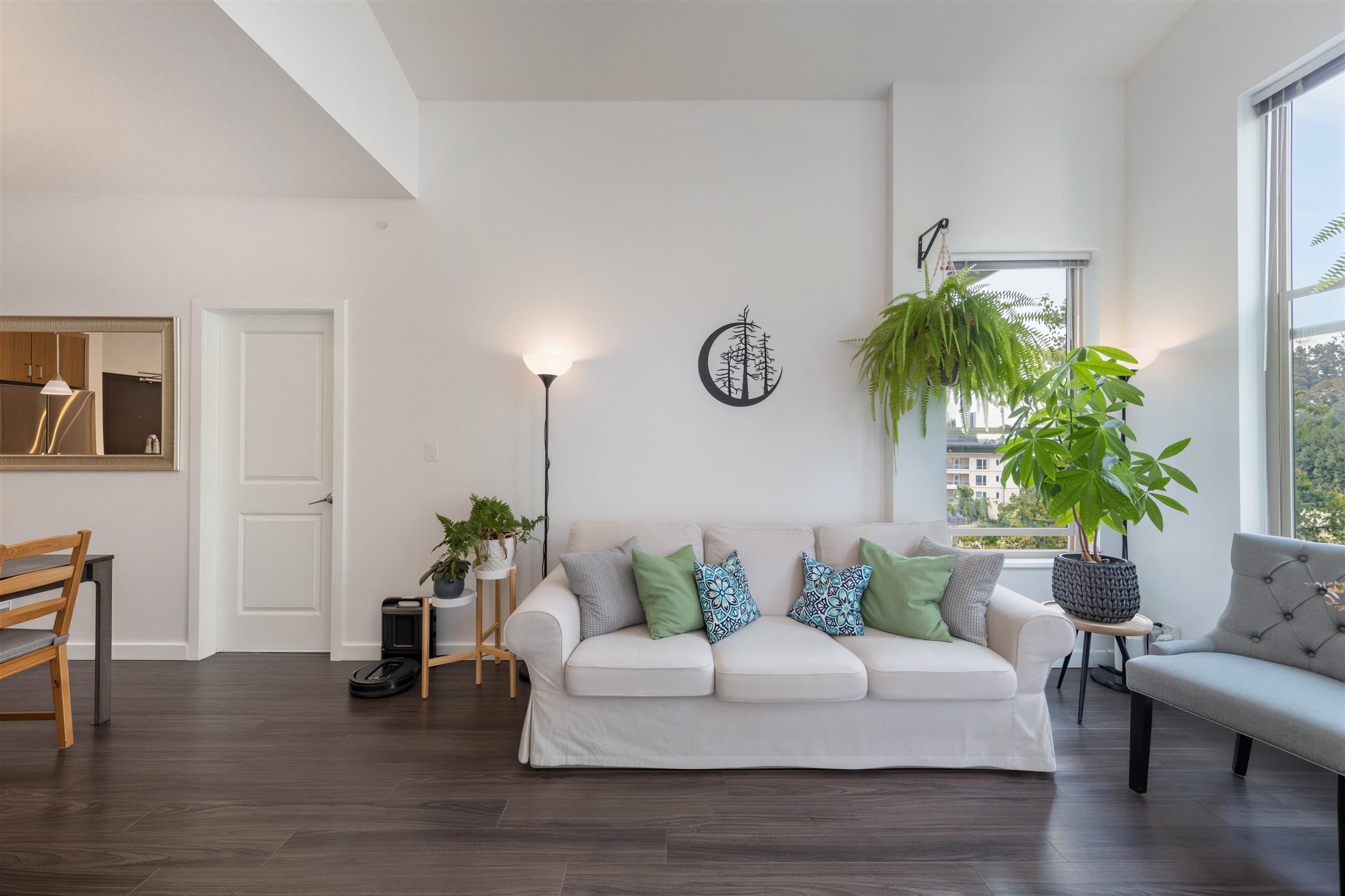 401 - 265 Ross Drive, New Westminster, V3L 0C8 — photo 4