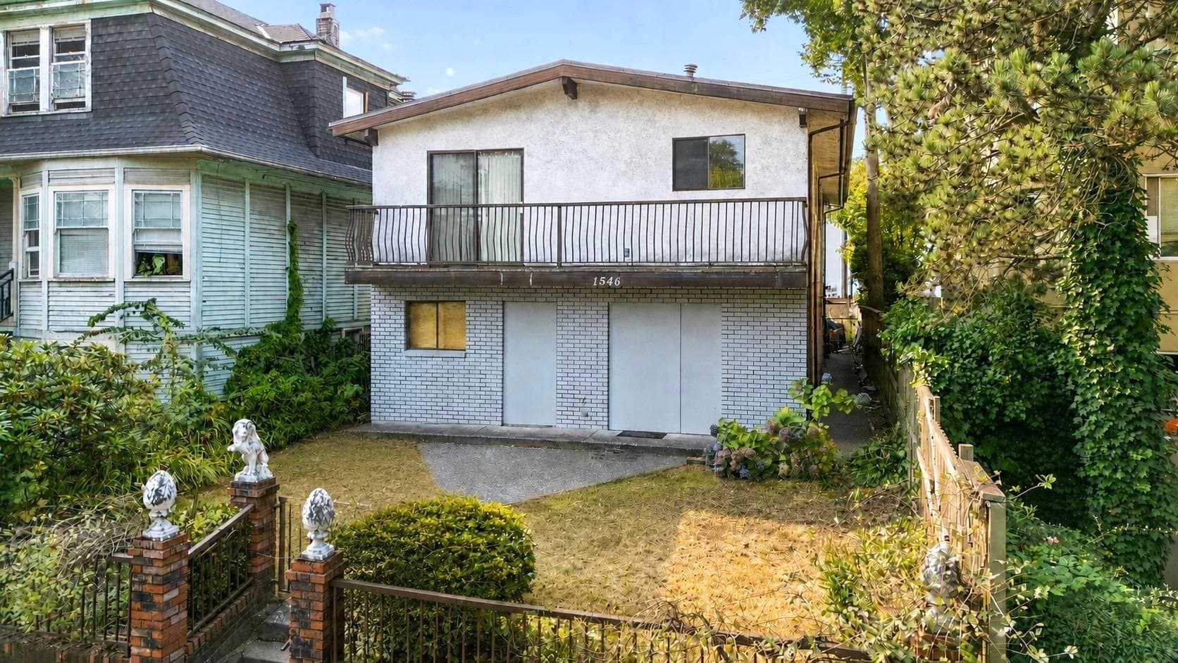 1546 Adanac Street, Vancouver, V5L 2C5 — photo 1