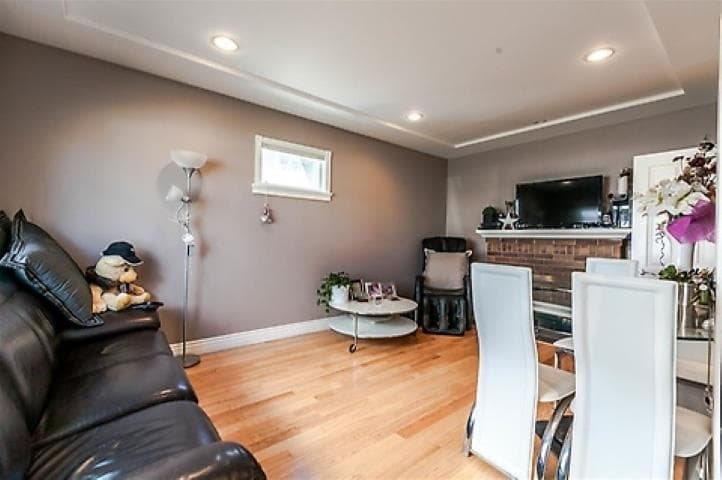 586 E 60th Avenue, Vancouver, V5X 2A3 — photo 5