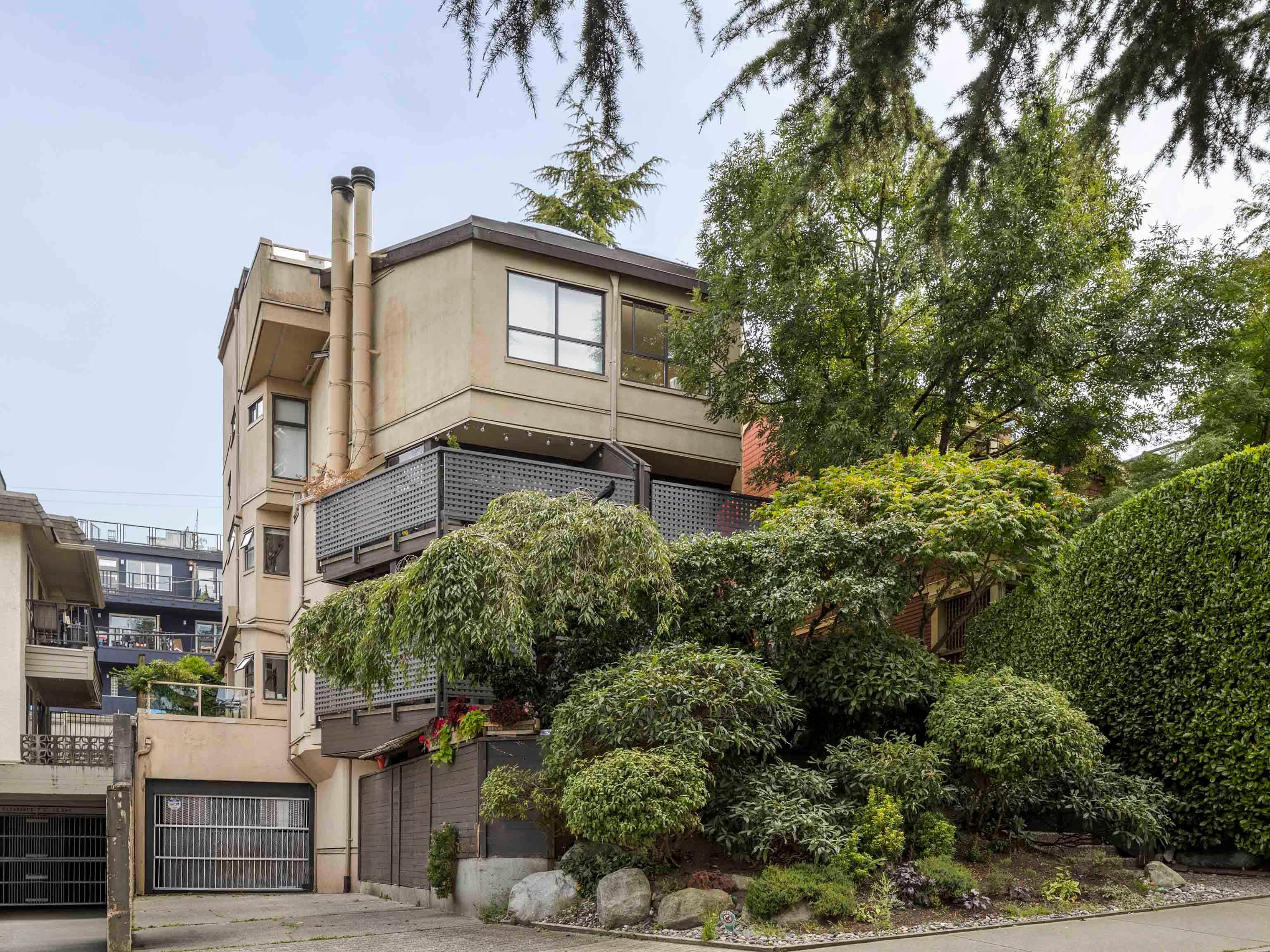 201 - 2028 W 3rd Avenue, Vancouver, V6J 1L5 — photo 1