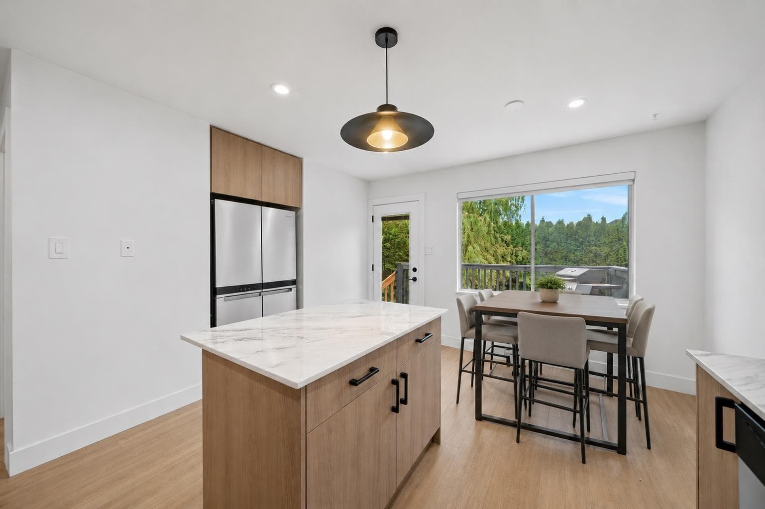 1576 161 Street, Surrey, V4A 4X8 — photo 3