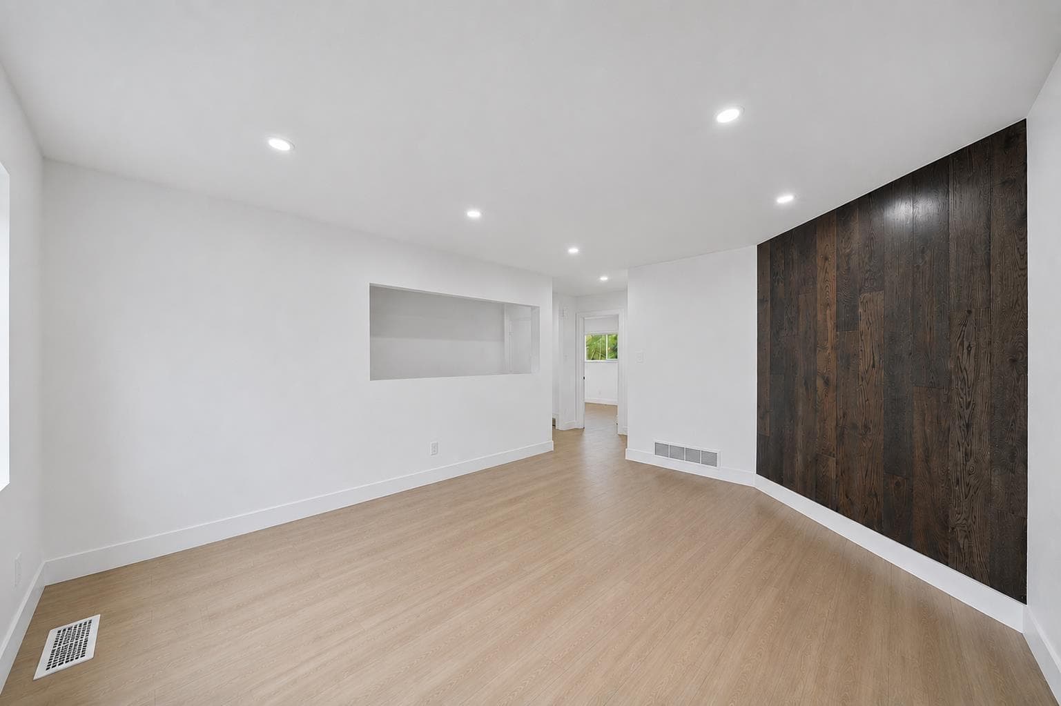 1576 161 Street, Surrey, V4A 4X8 — photo 5