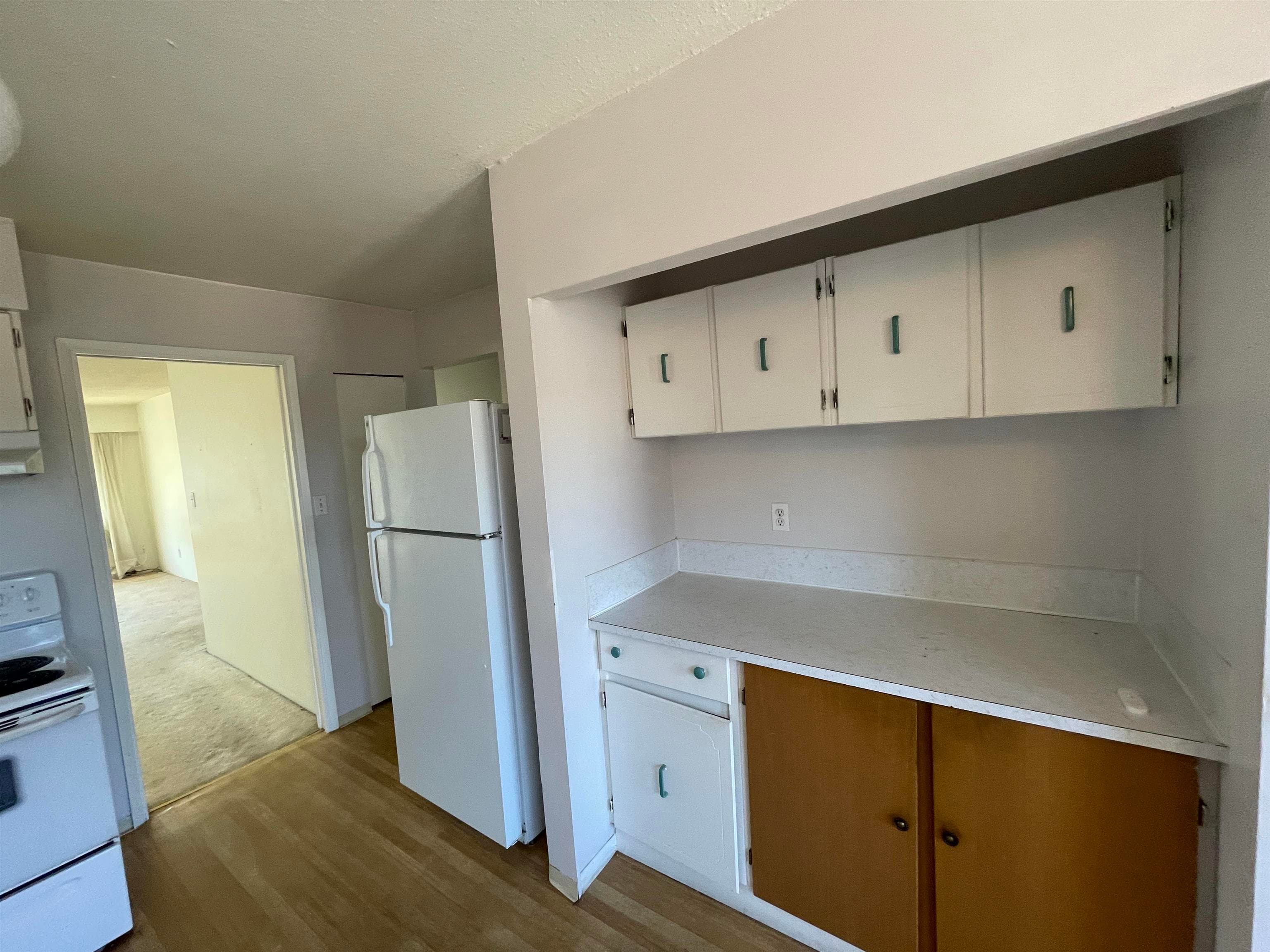 Upstairs - 10433 No. 1 Road, Richmond, V7E 1S3 — photo 3
