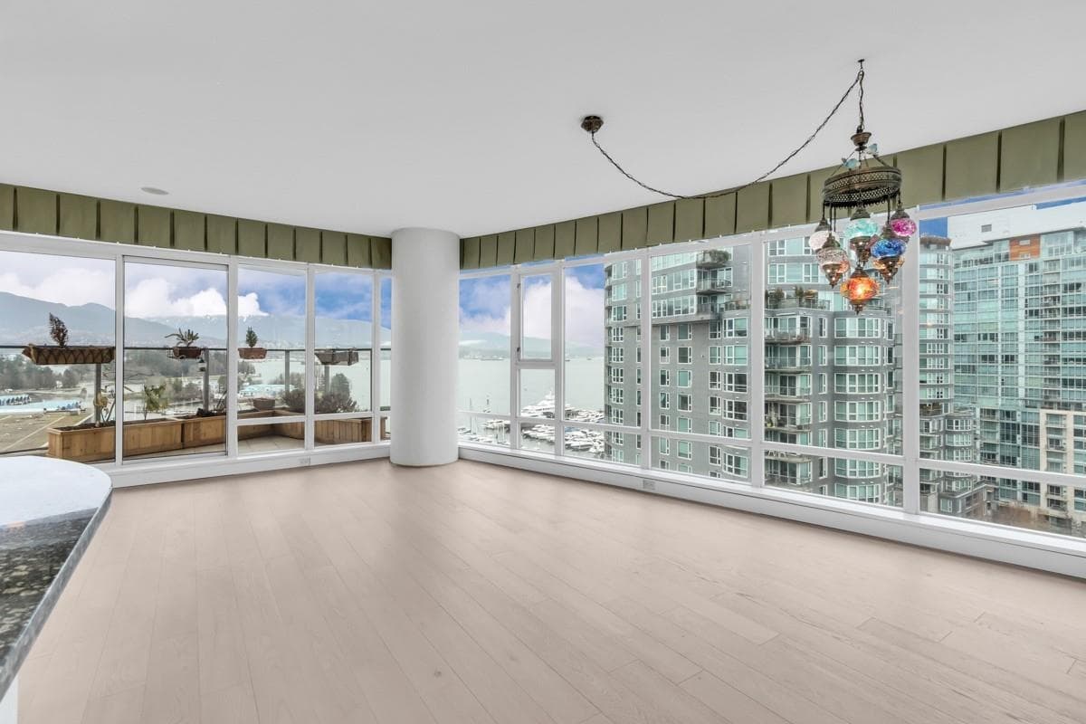 1602 - 1616 Bayshore Drive, Vancouver, V6G 3J4 — photo 2