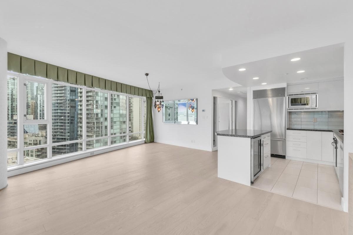 1602 - 1616 Bayshore Drive, Vancouver, V6G 3J4 — photo 3