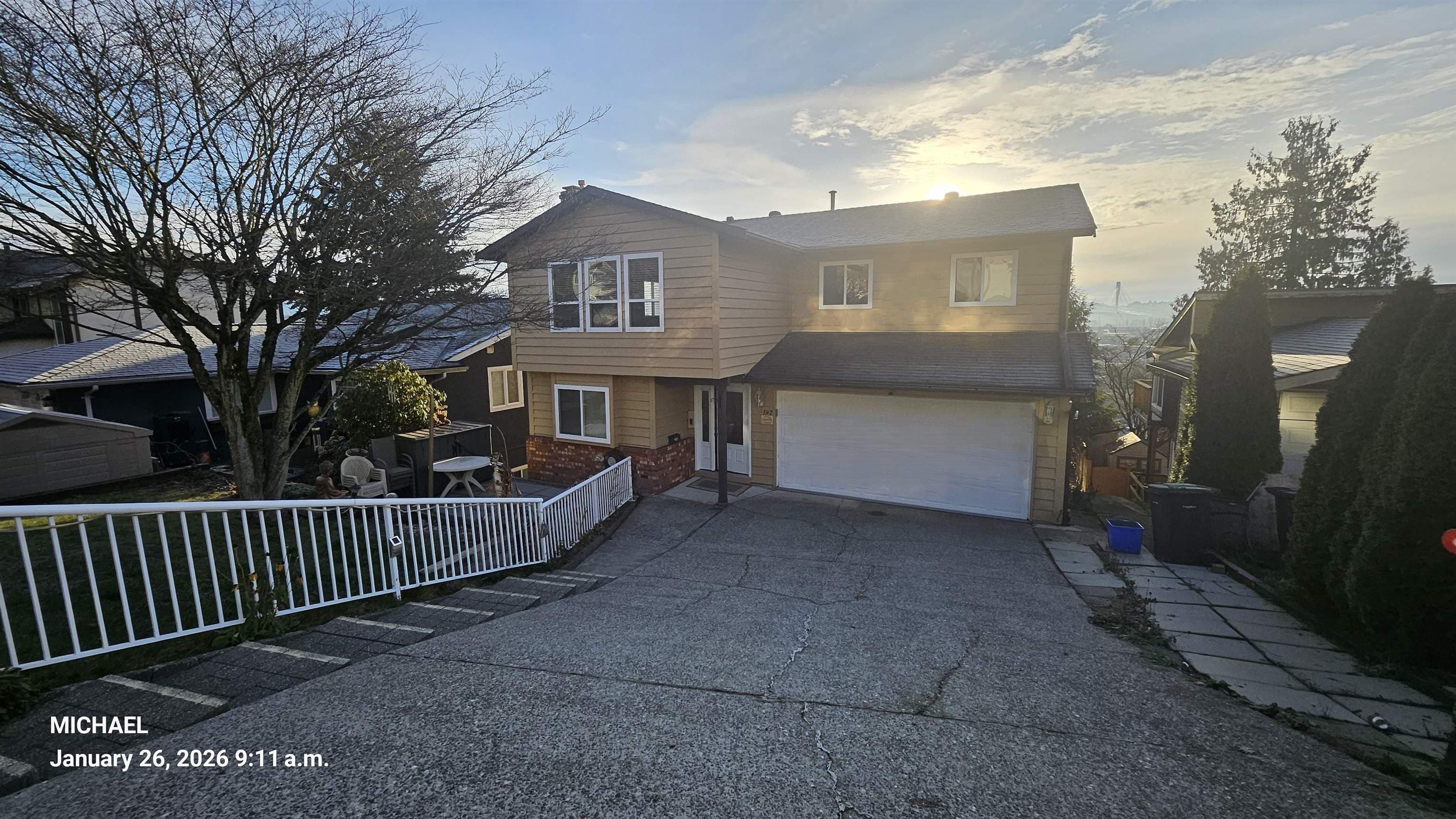 197 Warrick Street, Coquitlam, V3K 6C1 — photo 1