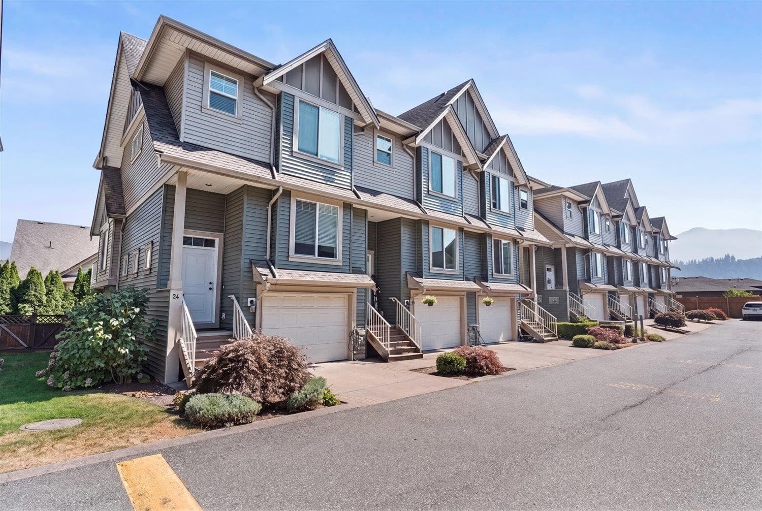 25 - 6498 Southdowne Place, Chilliwack