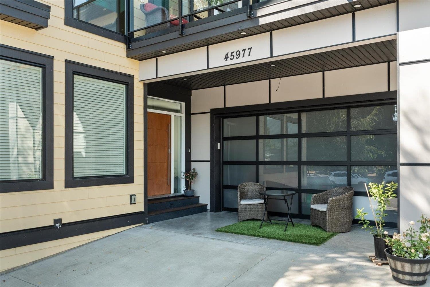 45977 Lake Drive, Chilliwack, V2R 2P9 — photo 3