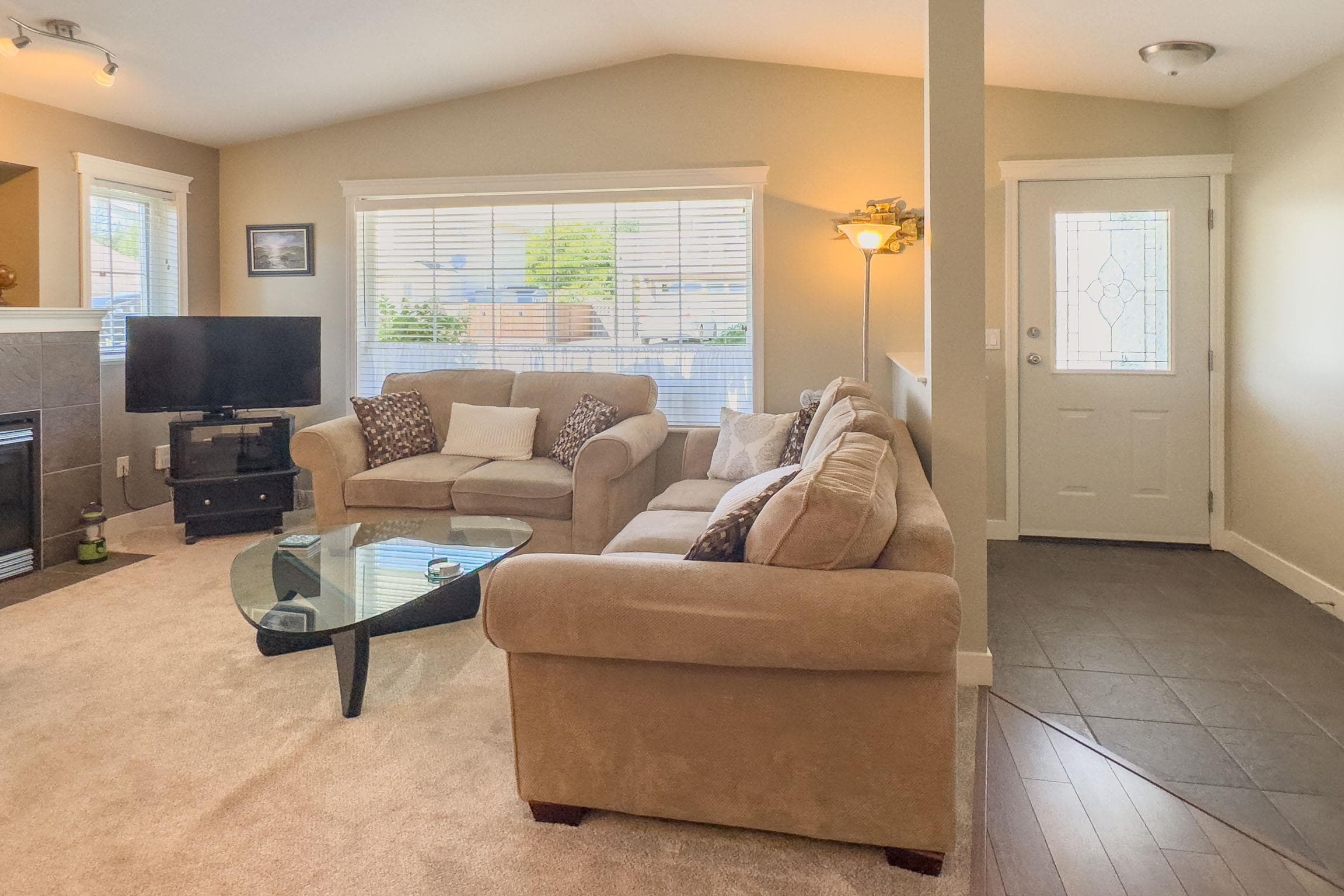 5692 Louise Way, Sechelt, V7Z 0N5 — photo 2